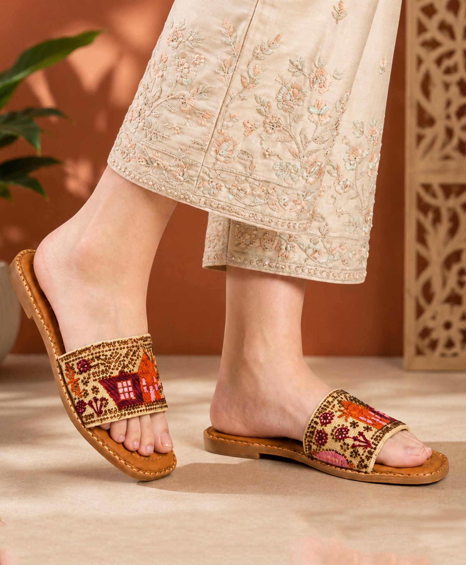 Freeplay Threadwork Detailed Sandals - Brown-picture-45