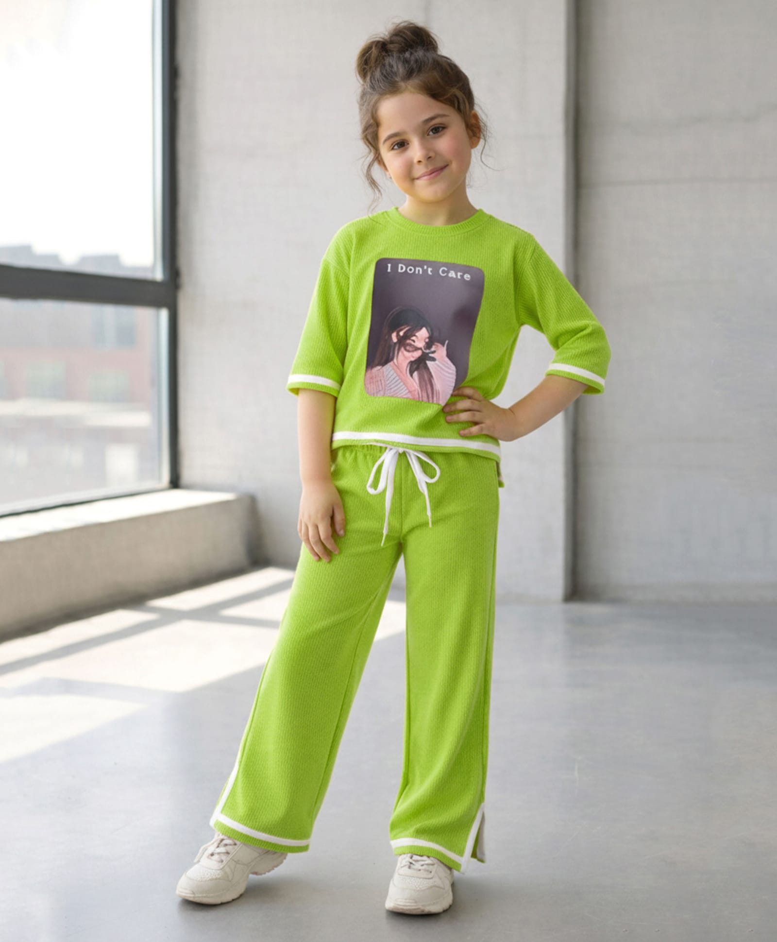 Fashion Dream Cotton Blend Woven Three Fourth Sleeves Girl Printed Tee & Pant Set - Green-picture-14