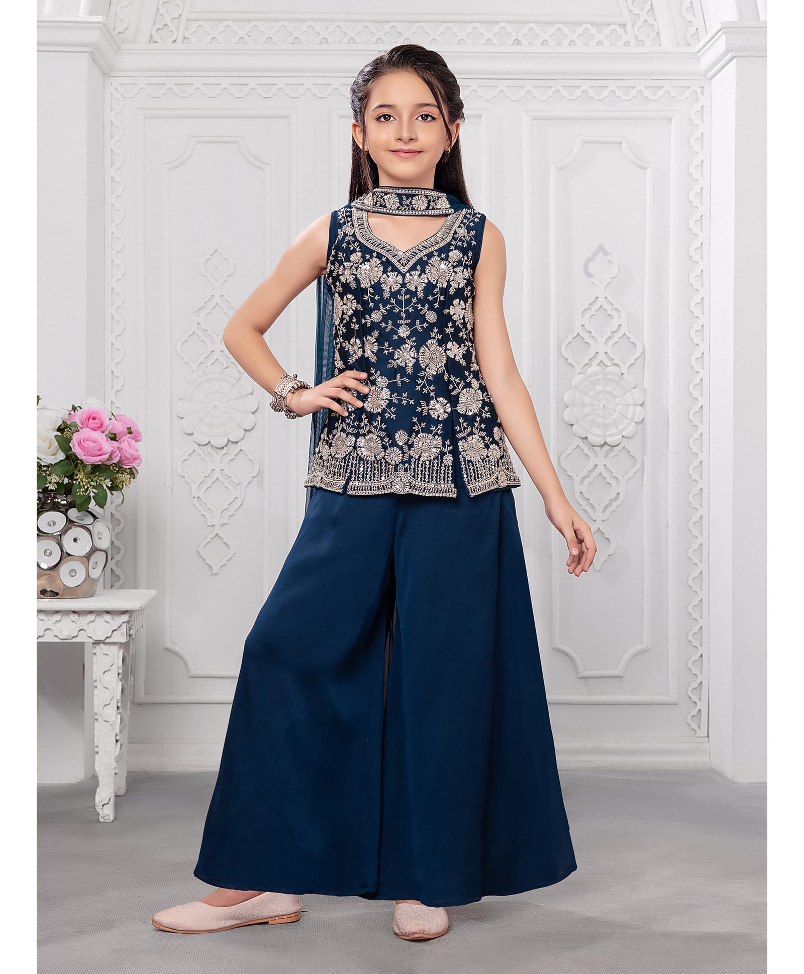 Ministitch Georgette Woven Sleeveless Floral Handwork Silver EmbrioMinistitch Georgette Woven Sleeveless Beads & Sequins Embellished Floral Designed Kurti Palazzo Set With Dupatta - Blue-picture-8