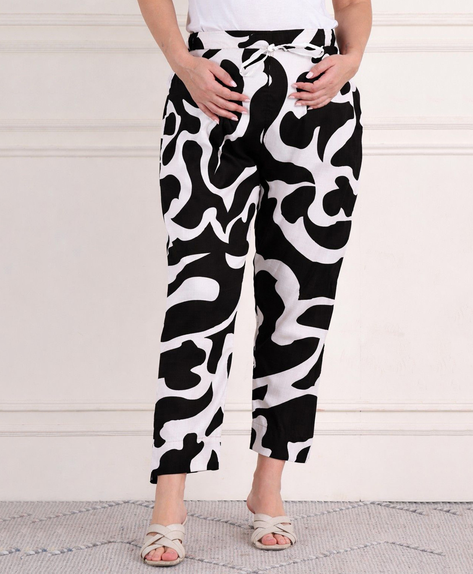 Moms Maternity Cotton Blend Woven Abstract Printed Maternity Pants - Black-picture-27