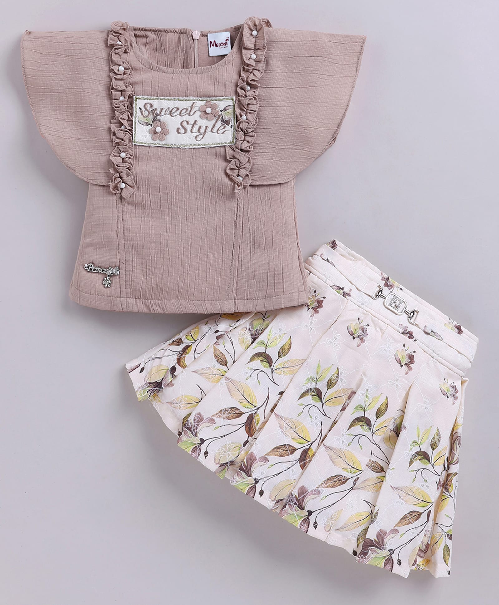 MELONI Jacquard Knit Half Sleeves Sweet Style Text Patch Detailed Top & Skirt Set - Brown-image-30