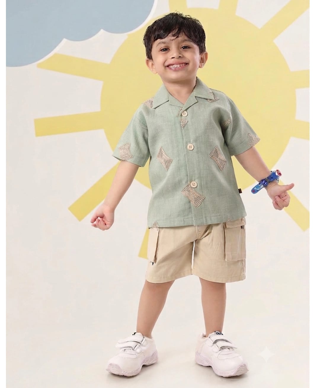 CRUNCHY NACHOS Cotton Knitted Half Sleeves Abstract Embroidered Shirt & Shorts Set - Pista Green-image-10