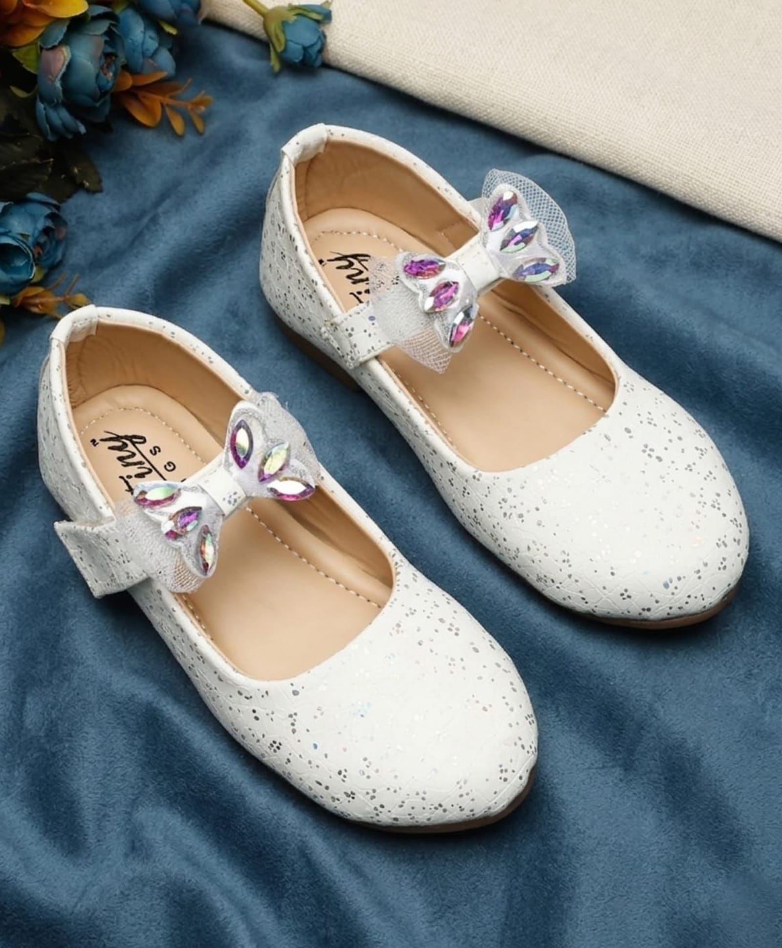 Tiny Bugs Stones Embellished Bow Applique Detailed Velcro Closure Mary Jane Ballerinas - White-image-47