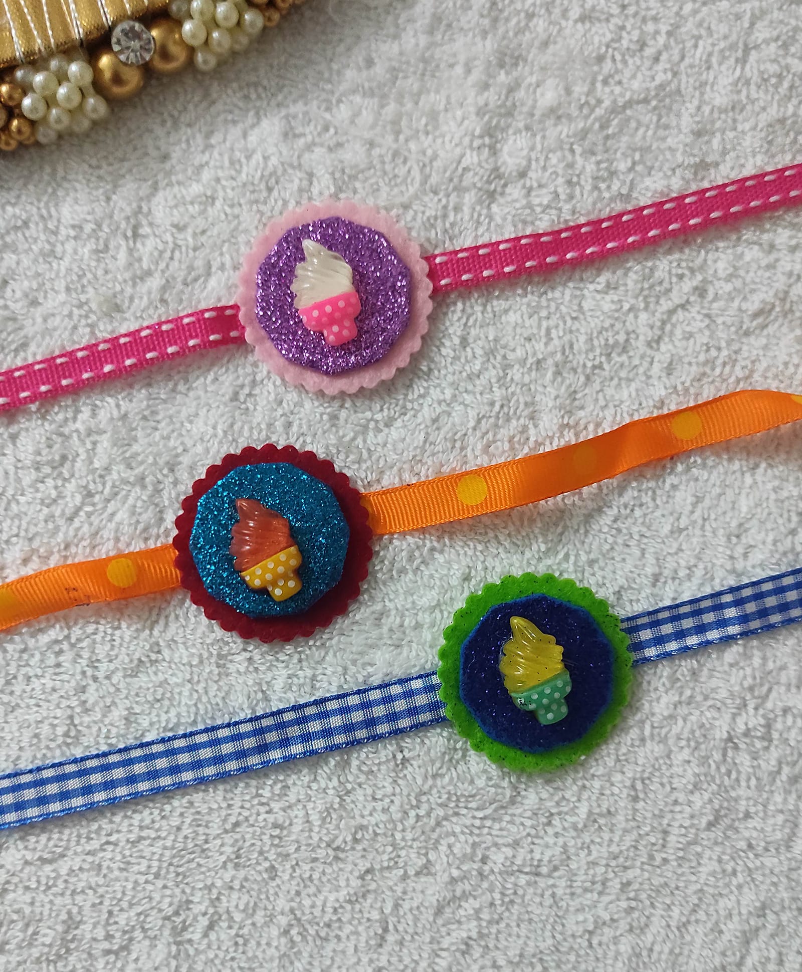 Krisha's KALACAREE set of 3 Ice cream rakhi - Multicolour-image-12