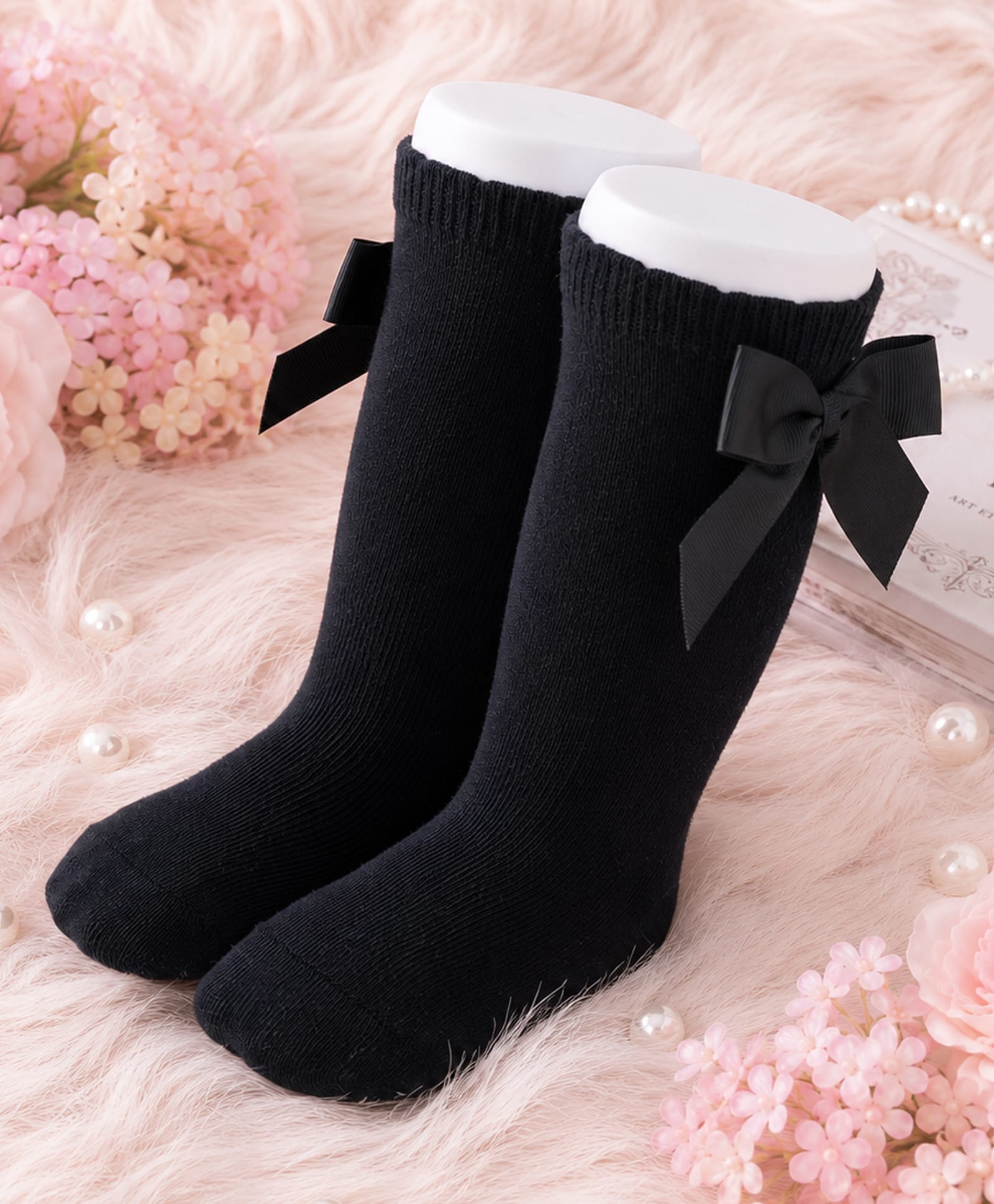 Flaunt Chic Bow Applique Detailed Socks - Black-image-8