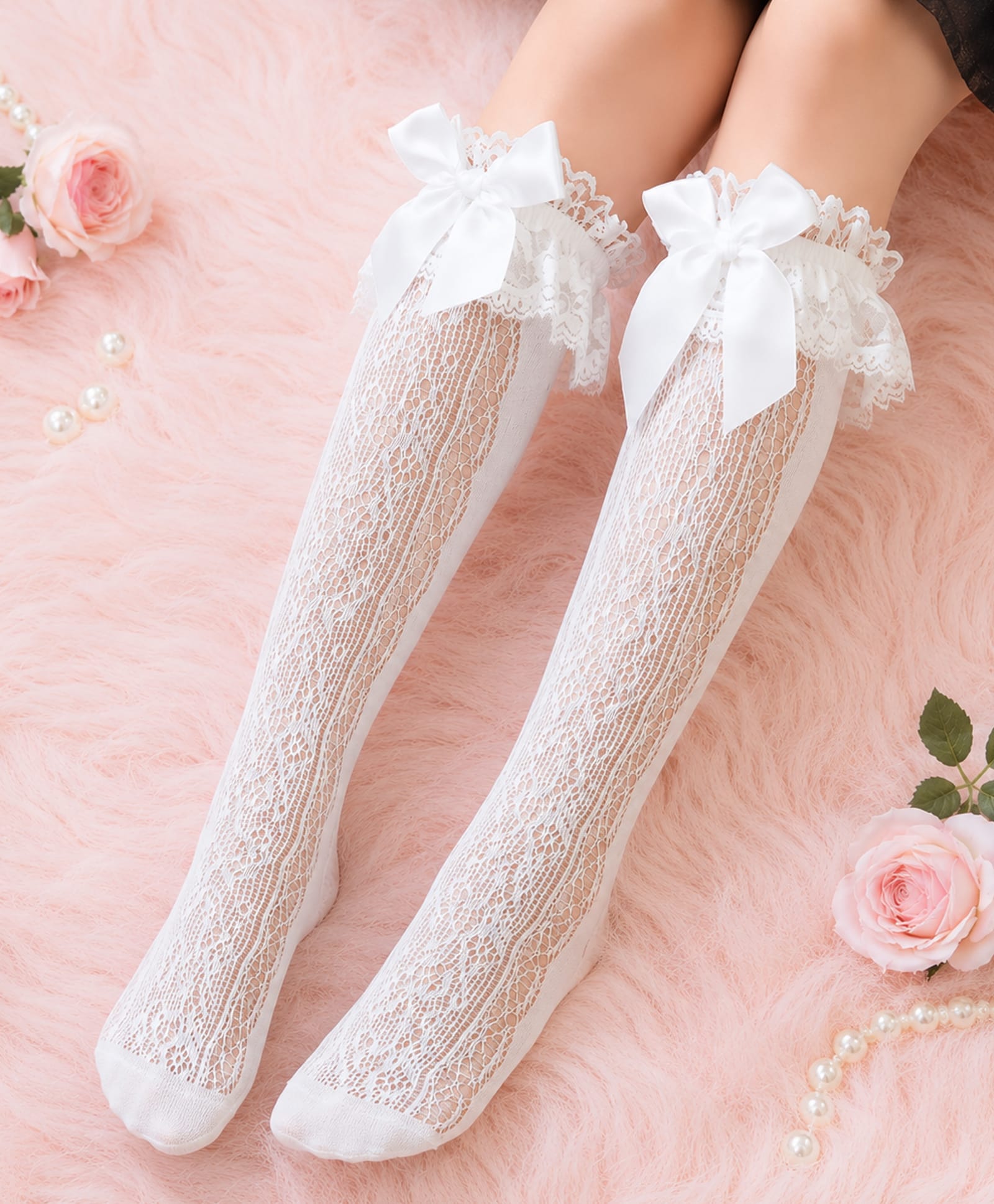 Flaunt Chic Cotton Blend Knit Bow Applique Detailed Socks - White-picture-7