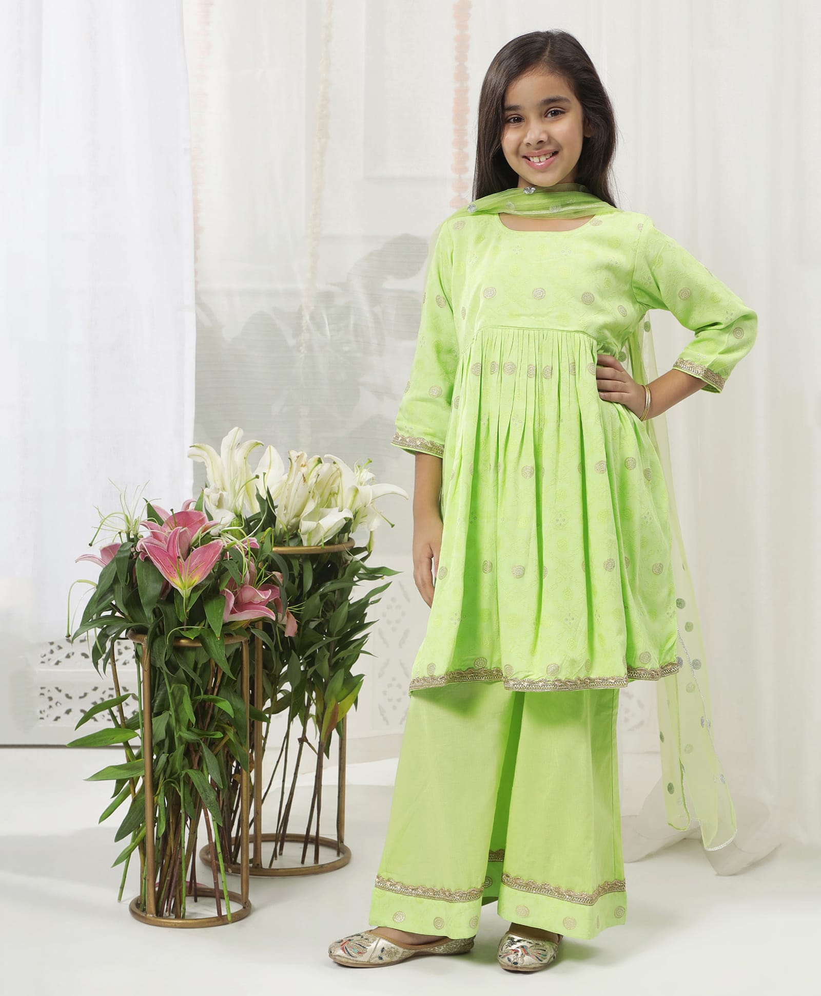 Little Bansi Pure Cotton Woven Three Fourth Sleeves Abstract Embroidered Kurti & Sharara With Dupatta Set - Green-picture-20