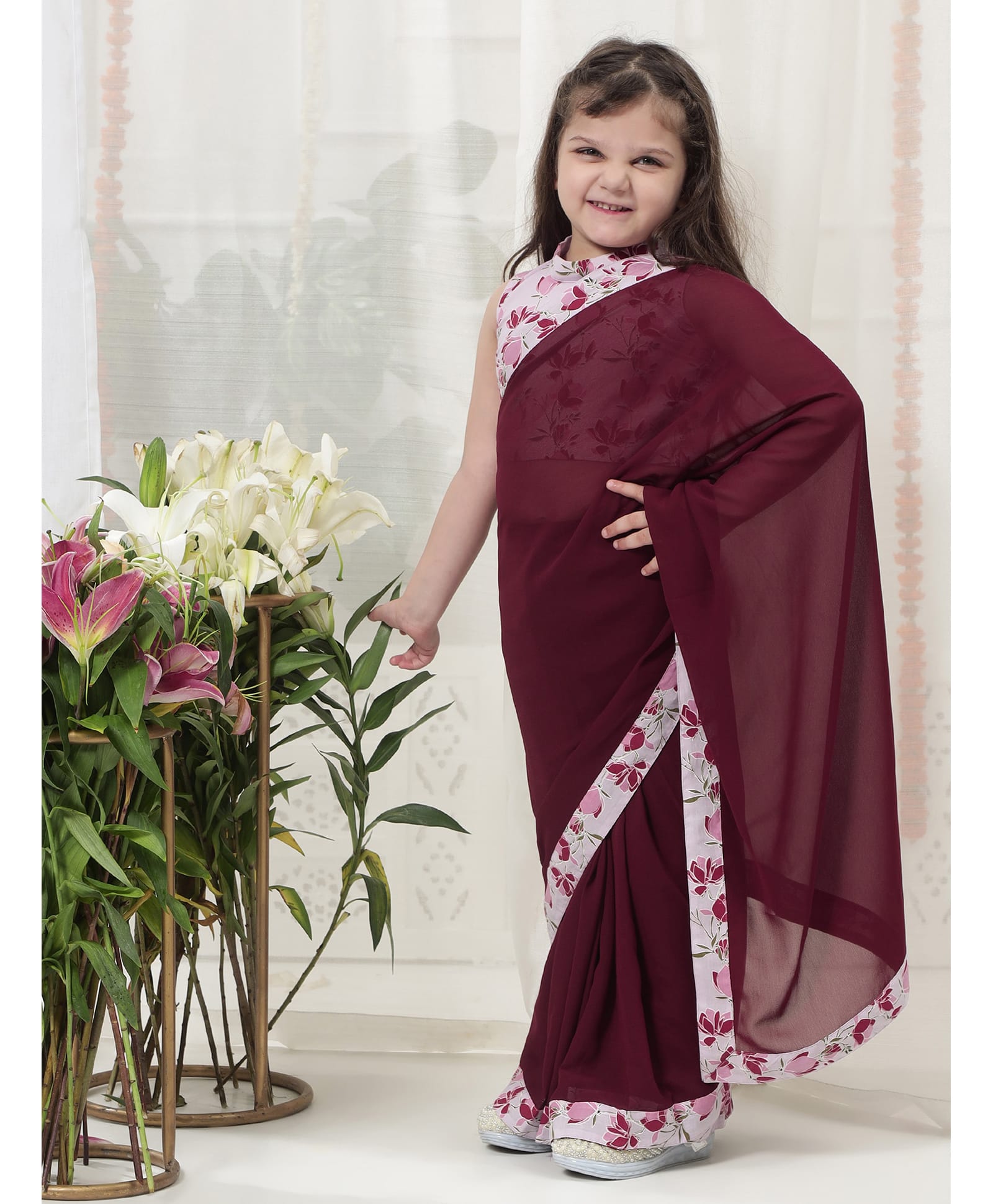Little Bansi Muslin Woven Sleeveless Floral Printed Blouse With Wrap Around Saree Set - Maroon-image-28