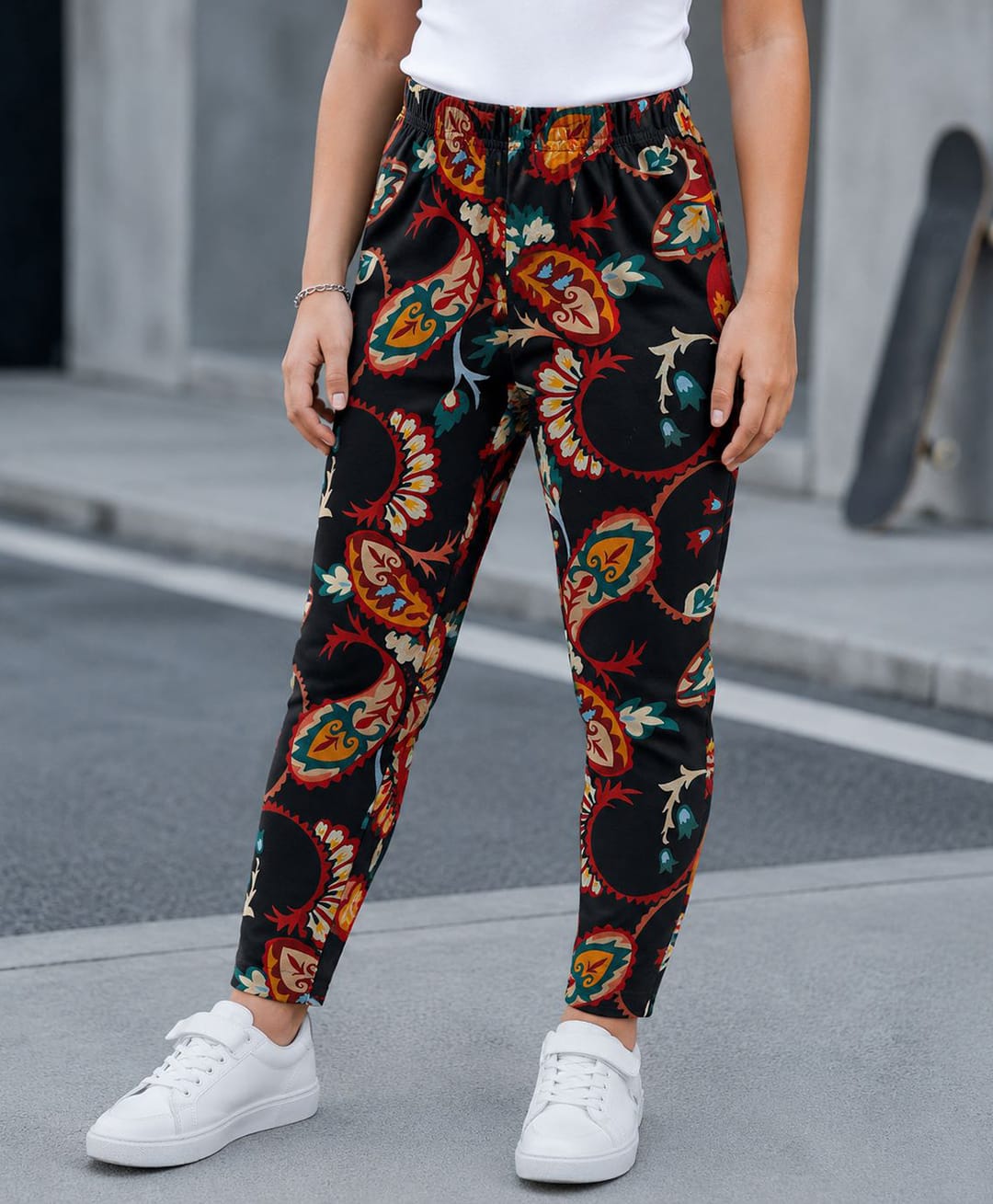 Tiara Cotton Knit Abstract Printed Legging - Black-picture-3