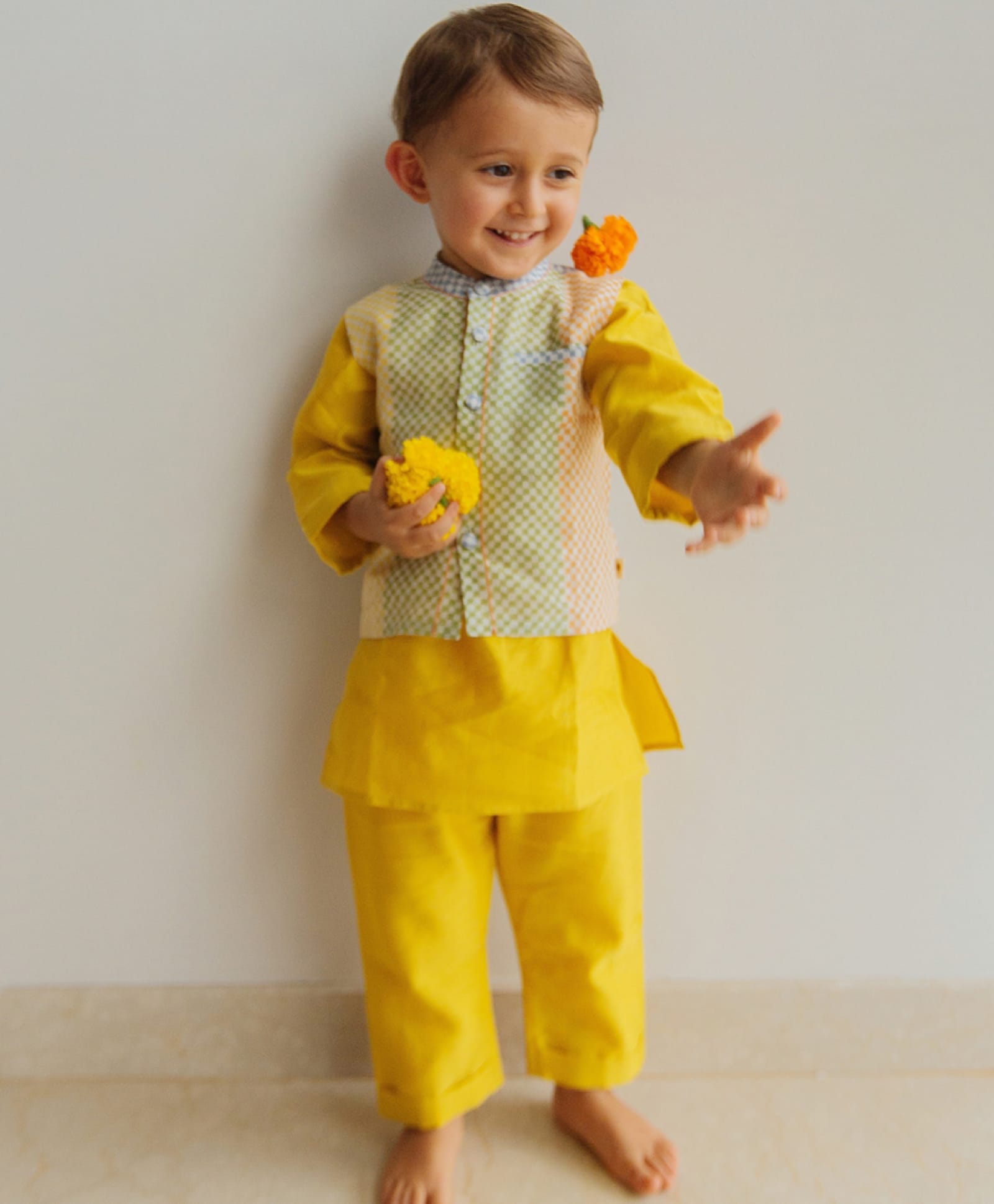 DULAAR Chanderi Woven Full Sleeves Solid Kurta & Pyjama With Checked Jacket Set - Yellow-image-36