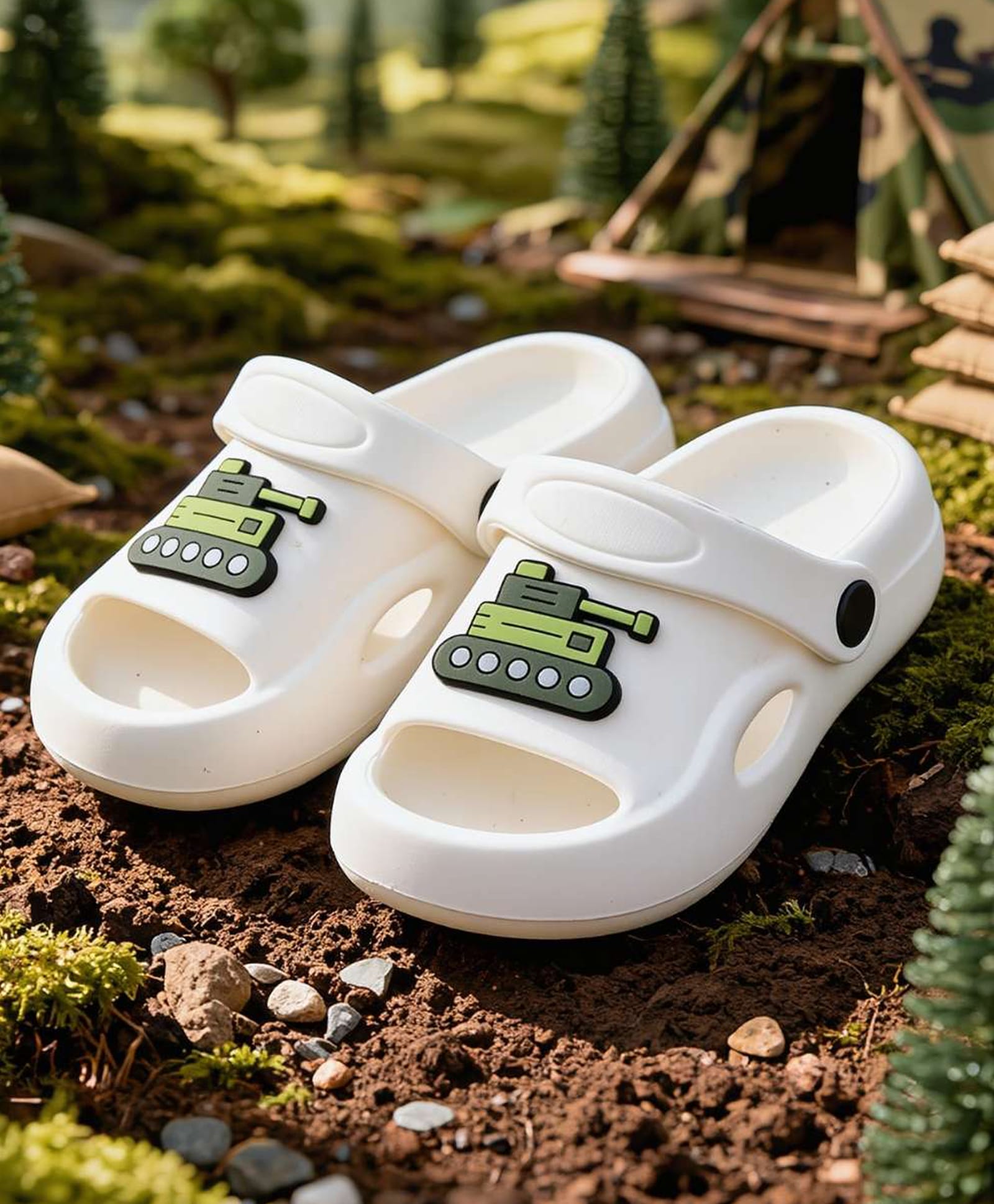 Yellow Bee Military Tank Applique Detailed Slingback Sandals - White-picture-19