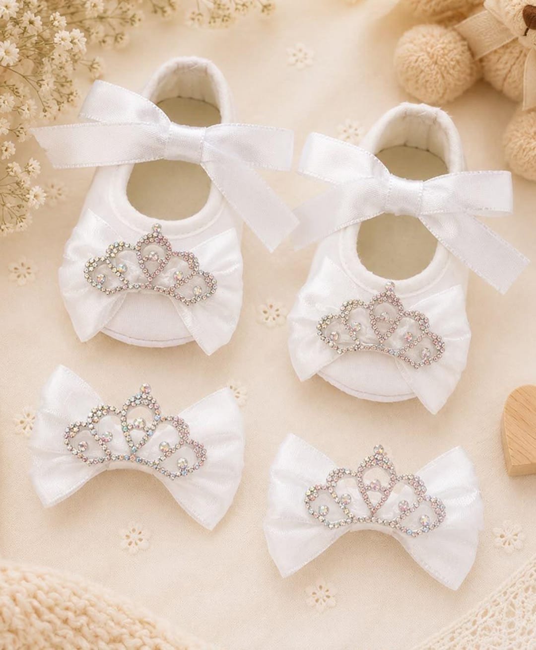 Daizy Stones Embellished Crown & Bow Applique Detailed Booties With Hair Clips - White-picture-19
