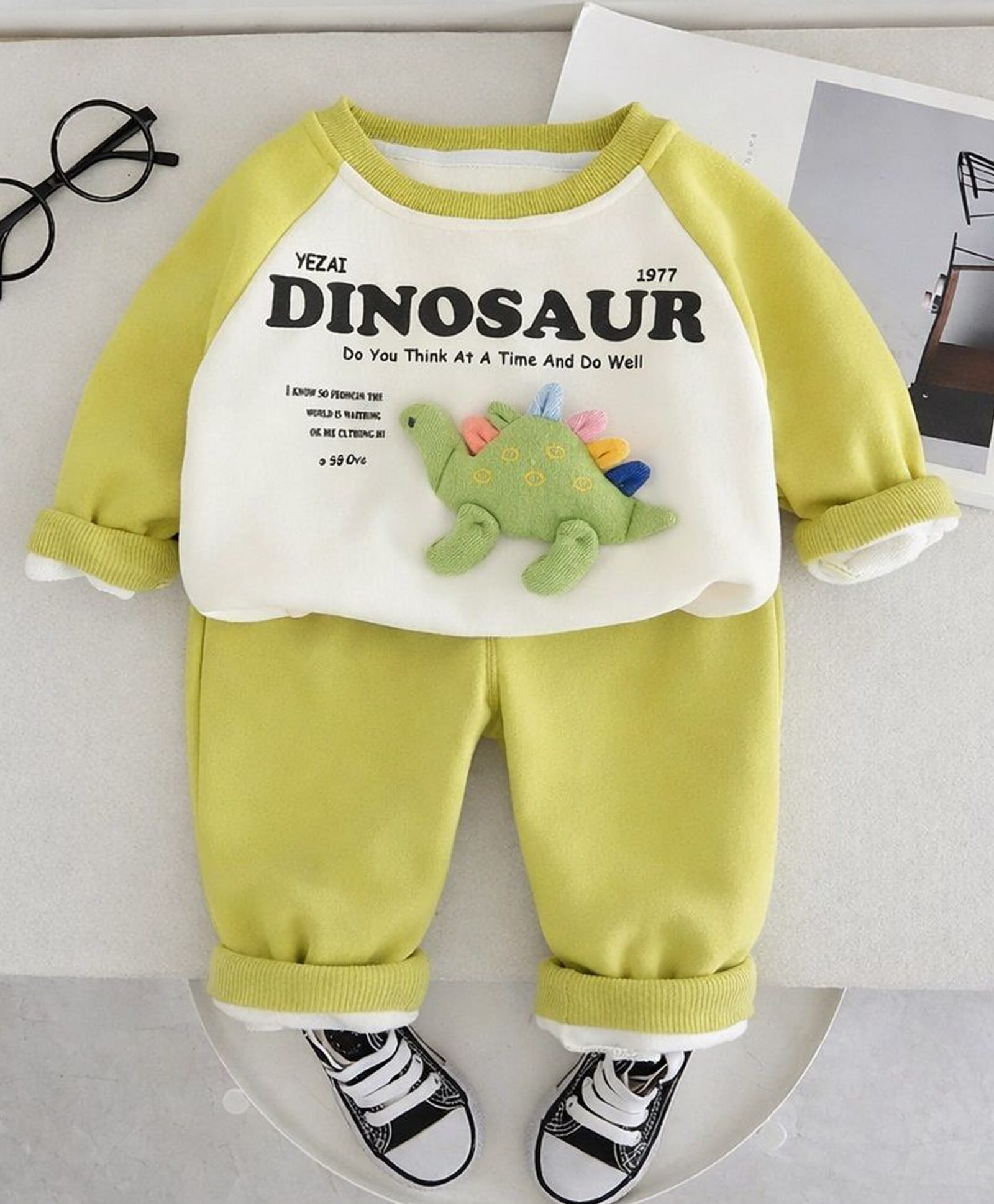 Googo Gaaga Cotton Knit Full Sleeves Dinosaur Applique Detailed Winter Sweatshirt & Joggers Set - Green-picture-31
