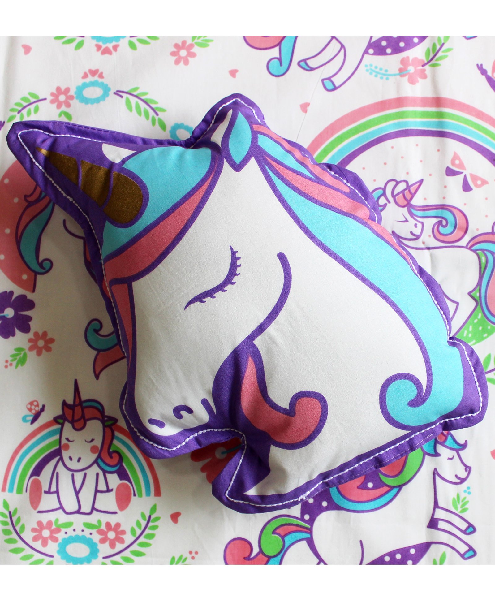 Silverlinen Unicorn & Rainbows Shape Cushion - Multicolor-picture-15