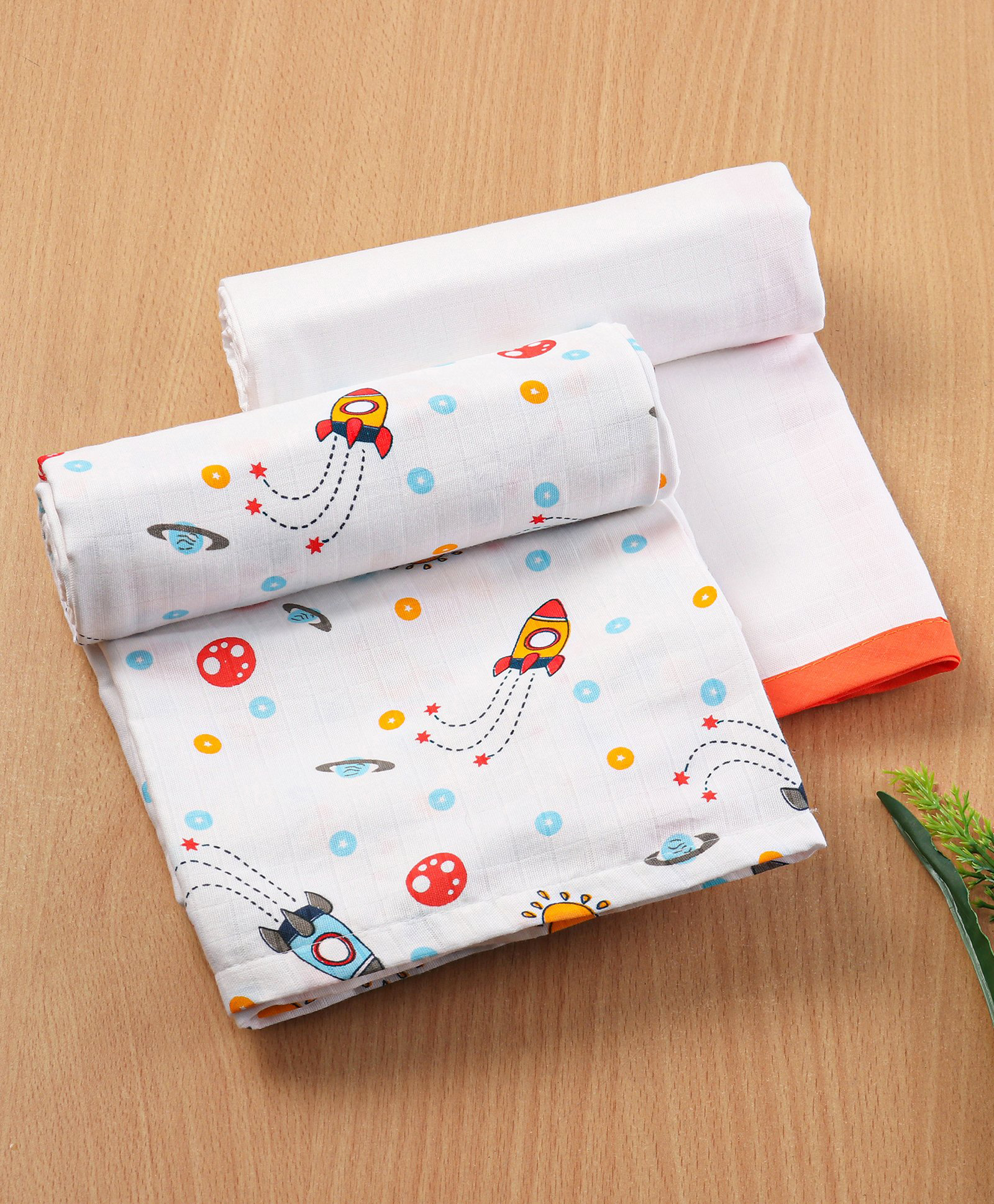 Babyhug 3 in 1 Premium Baby Cotton Muslin Wrapper Cum Swaddle Rocket Print Pack of 2  - Multicolour-image-26