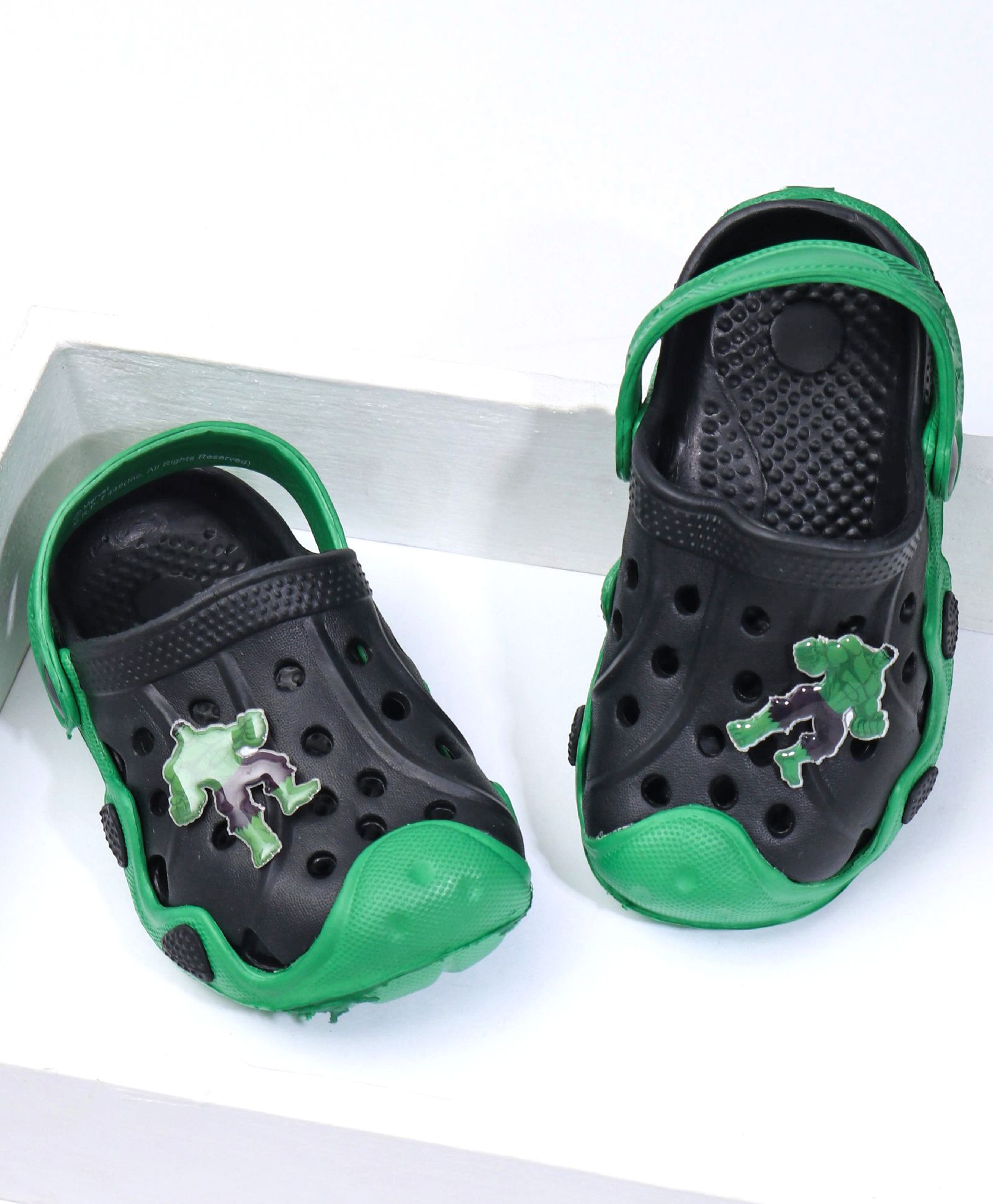 Marvel Clogs With Back Strap Hulk Patch - Green-image-32
