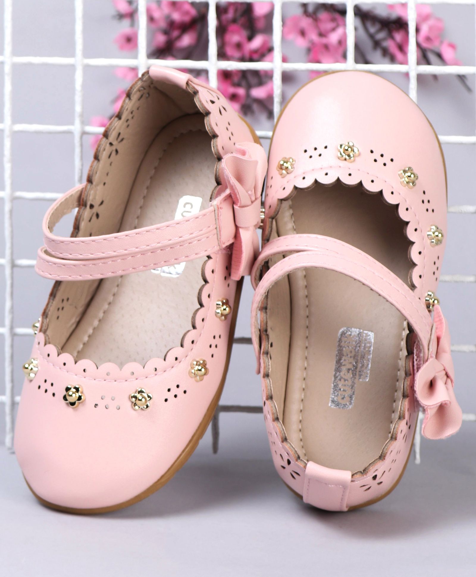 firstcry baby girl footwear