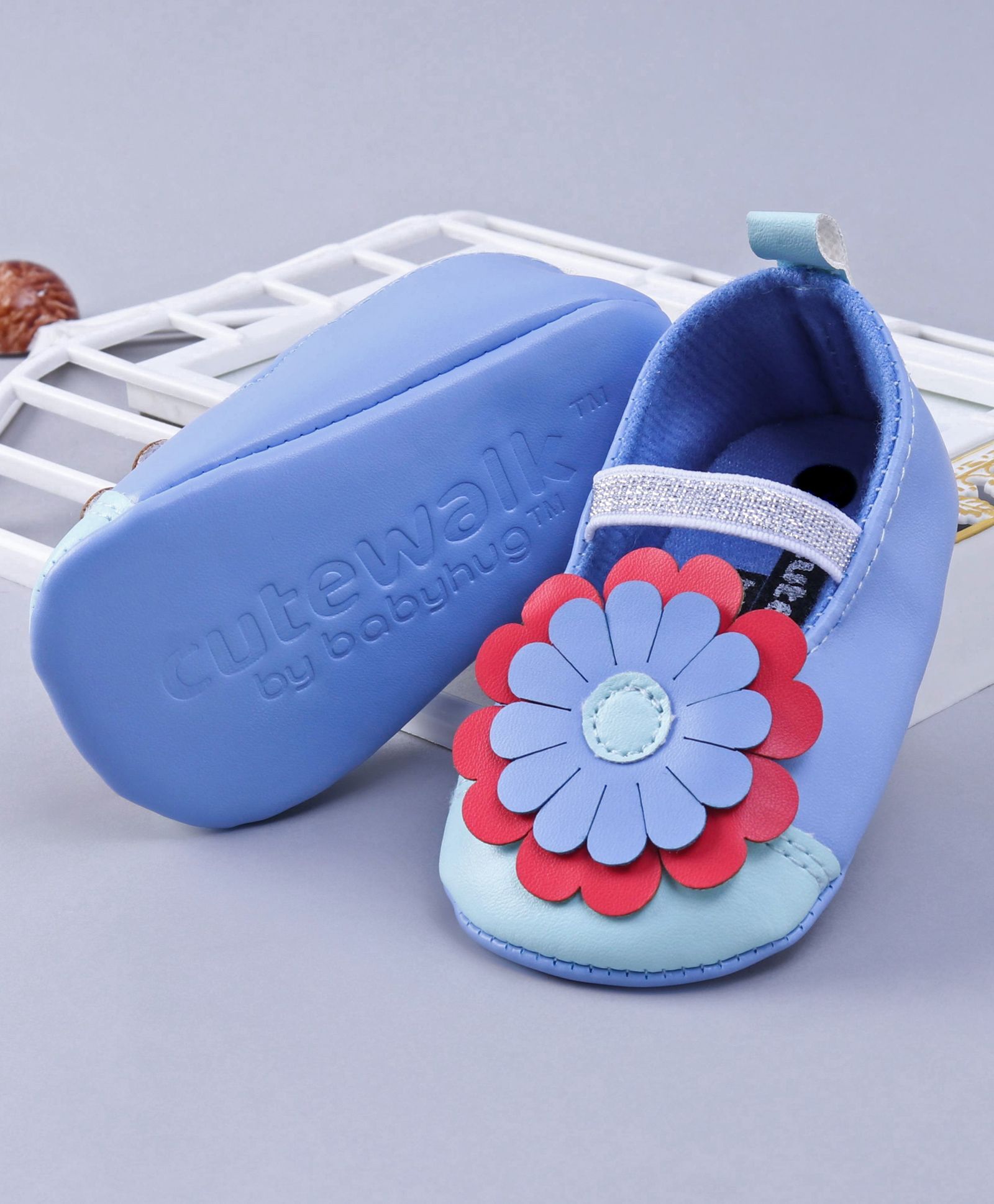 Cute Walk by Babyhug Booties Flower Motif - Blue-picture-12