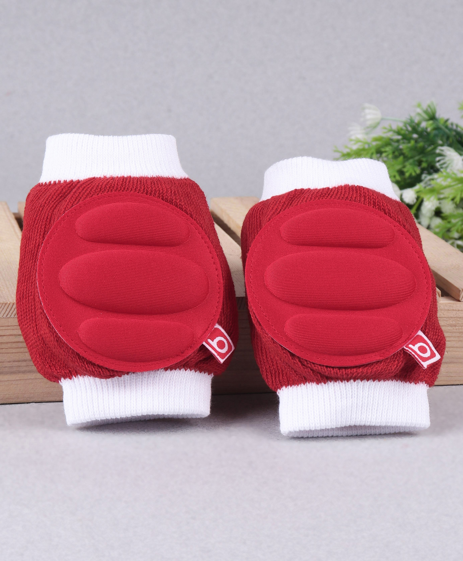 Babyhug Elbow & Knee Protection Pads White and Red (Design May Vary)