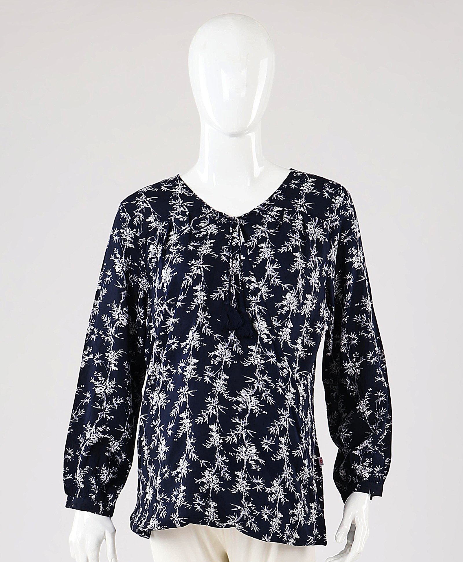 Kriti Full Sleeves Maternity Nursing Top Floral Print - Navy Blue-image-43