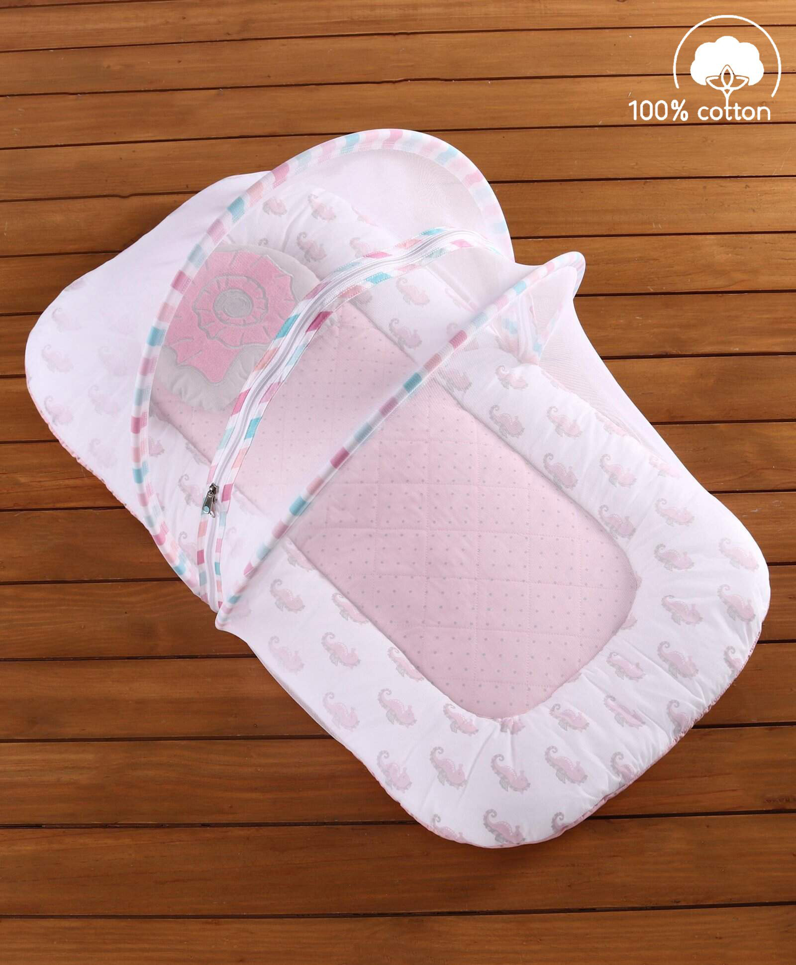 Babyhug Premium Cotton Gadda Set With Mosquito Net Seahorse Theme