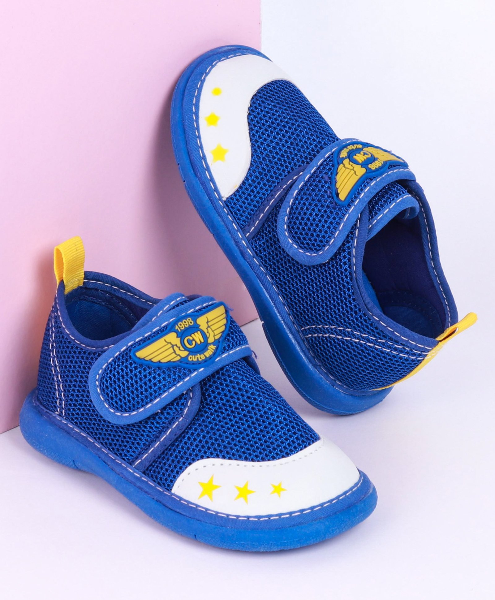 cute walk by babyhug casual shoes