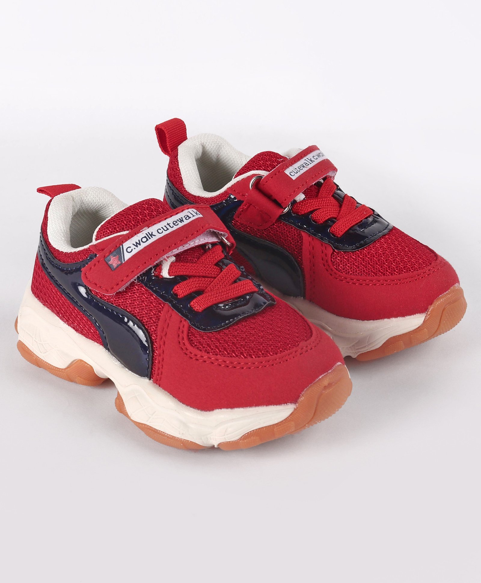 Cute Walk by Babyhug Sports Shoes - Red