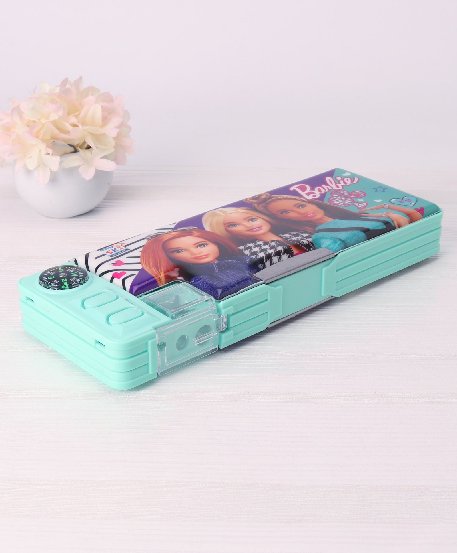 green pencil box