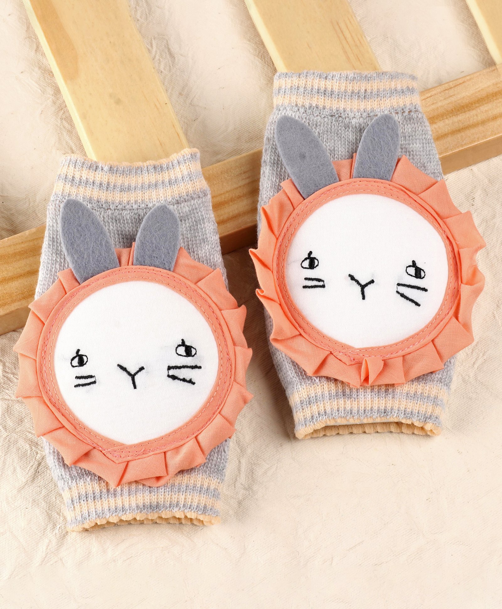 Baby Elbow & Knee Pads Bunny Applique - Grey Peach-image-46