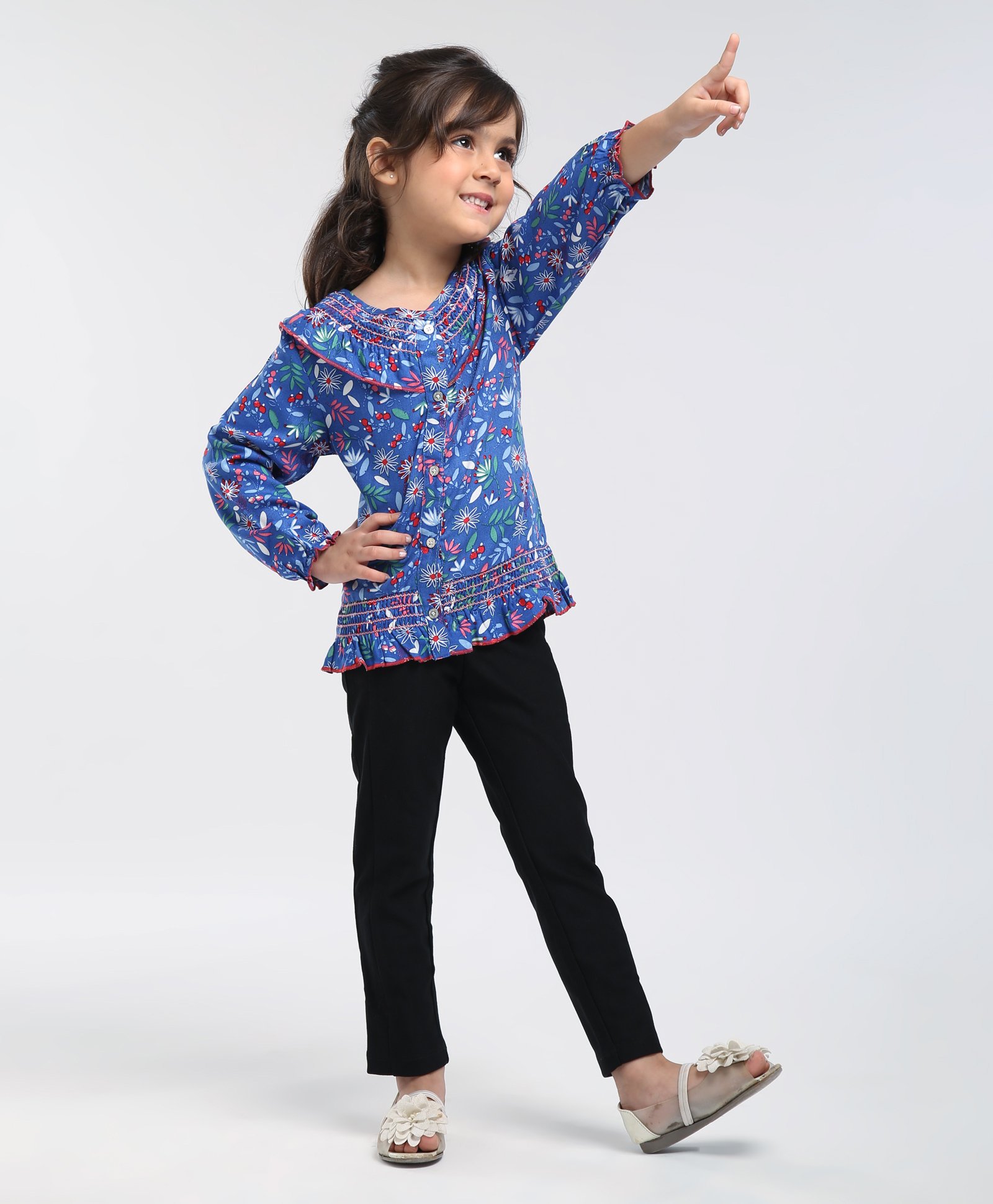 Babyoye Full Sleeves Top Floral Print - Blue-image-16