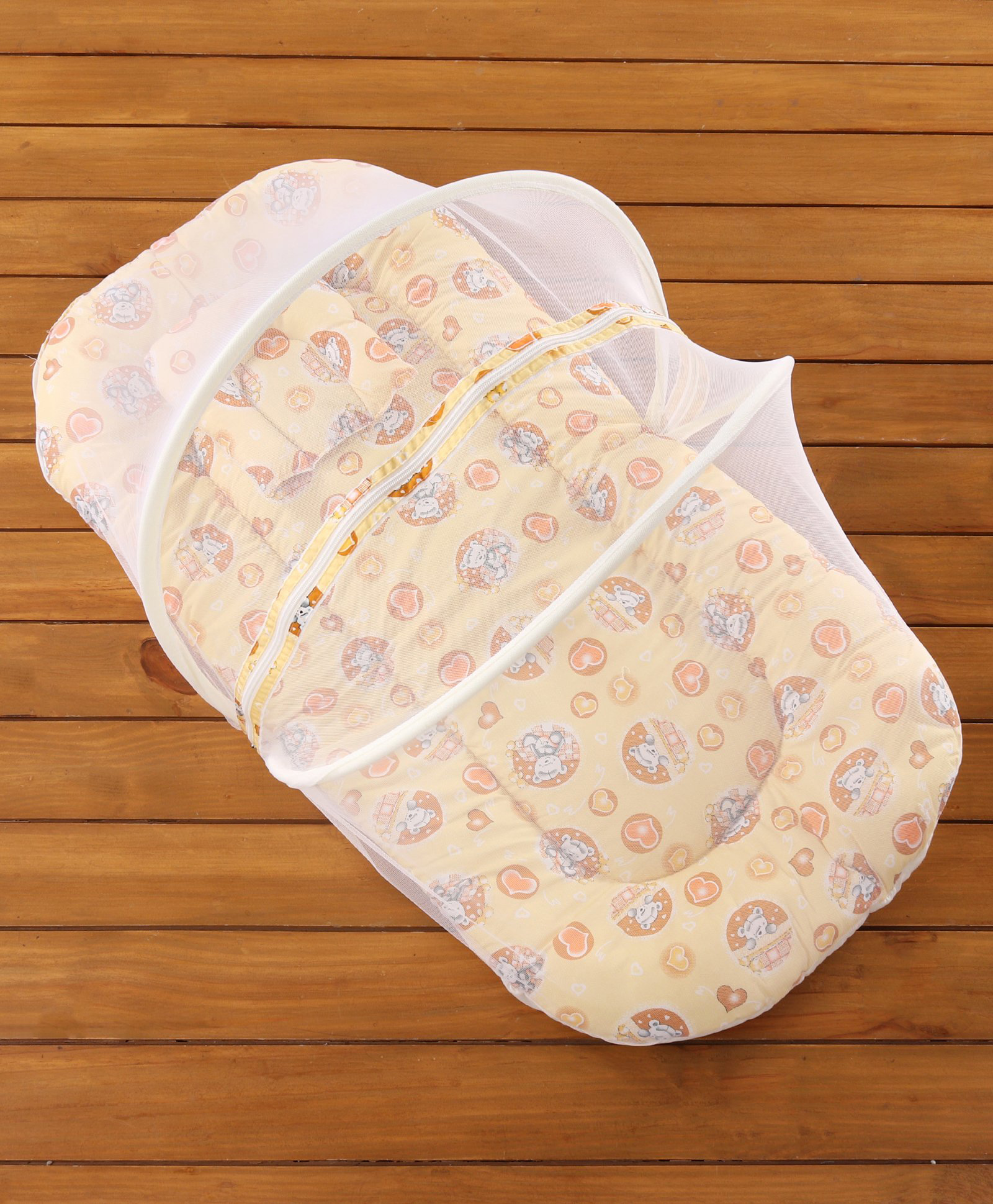 Babyhug Cotton Bedding Set with Center Zip Mosquito Net Heart Print- Cream-image-15
