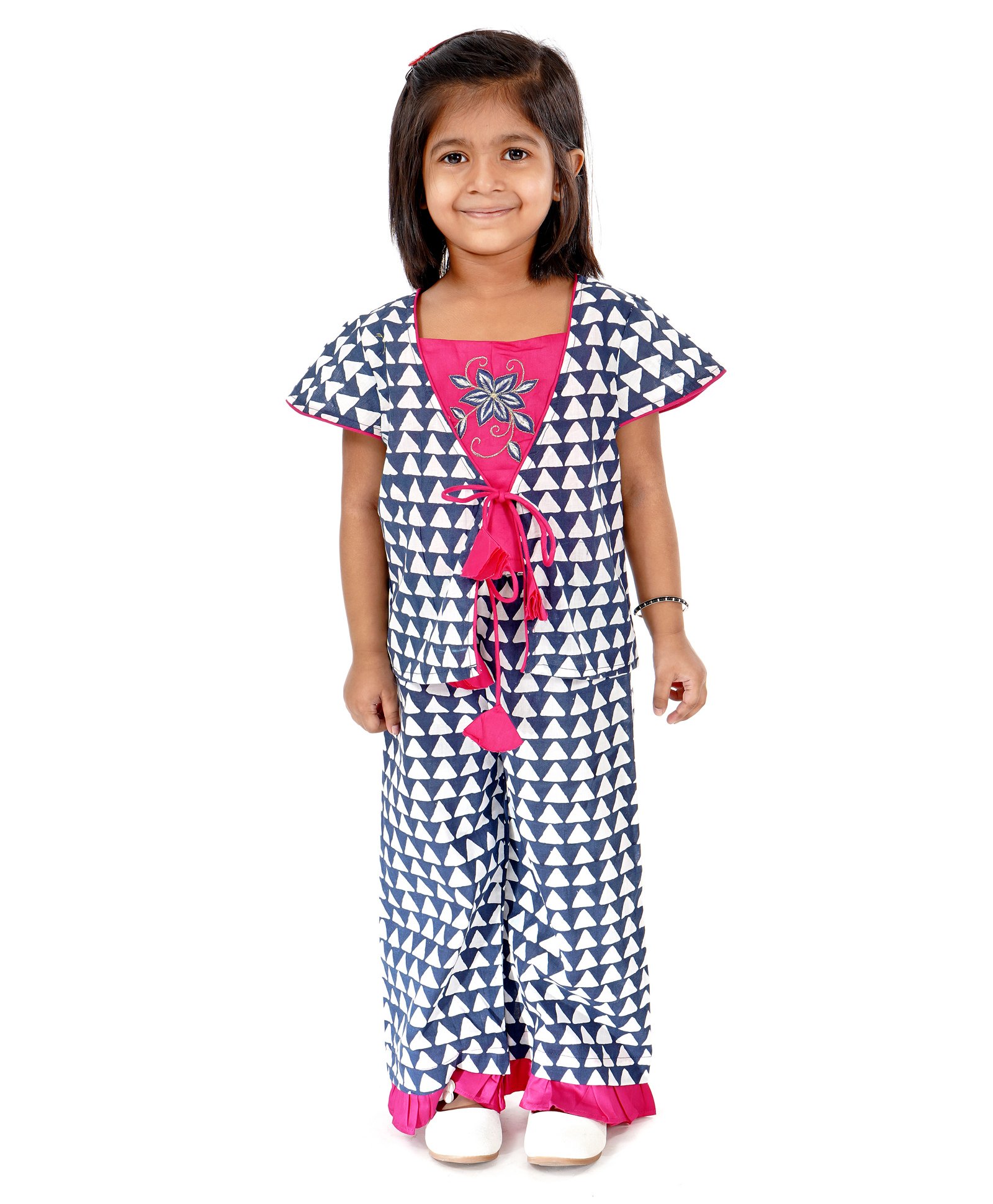 Babyoye Singlet Sleeves Top and Chudidar with Jacket Floral Embroidery - Pink-picture-22
