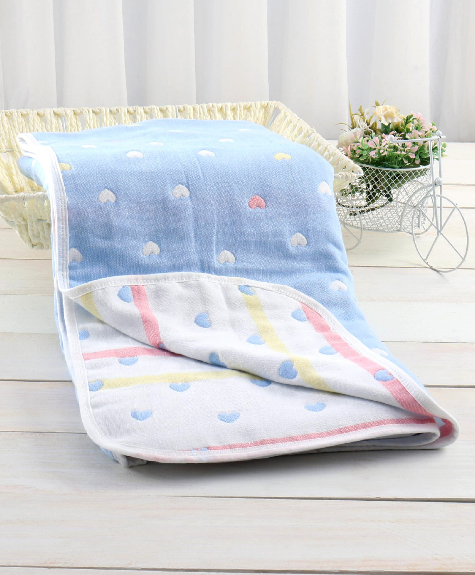 Zoe Premium Organic Cotton 6 Layer Gauze Blanket Heart Print - Multicolor-picture-24