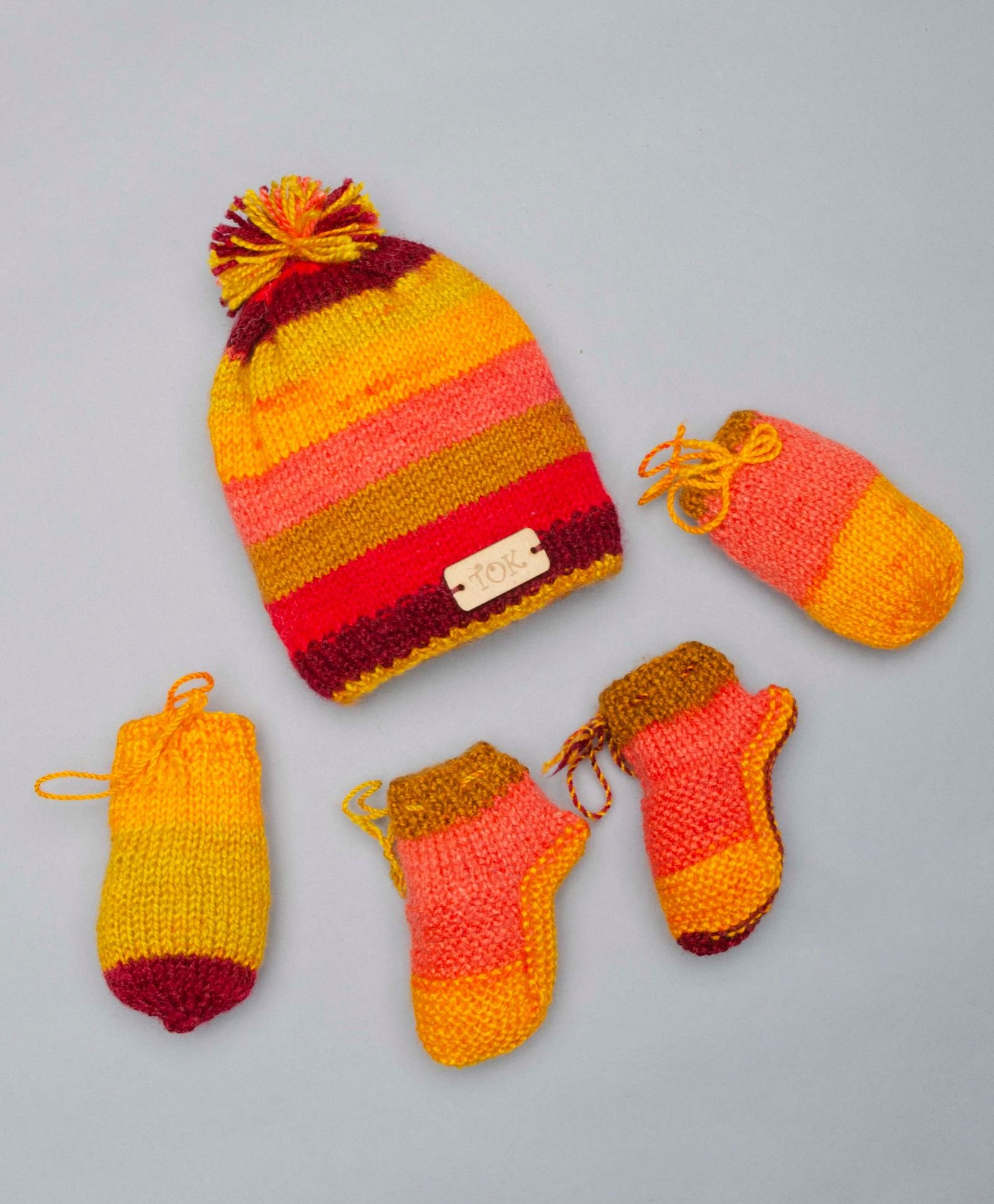 firstcry mittens