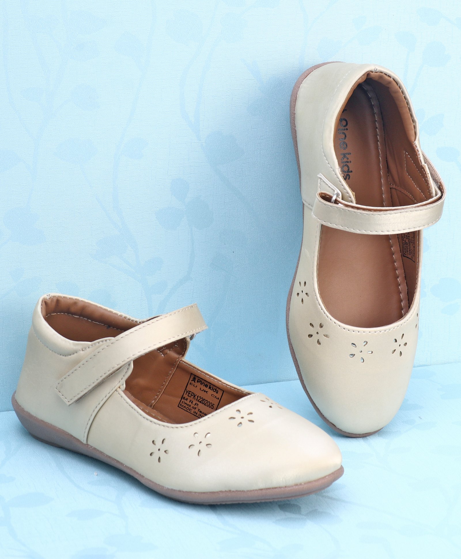 Pine Kids Party Wear Belly Shoes Floral Appliques - Cream-picture-15