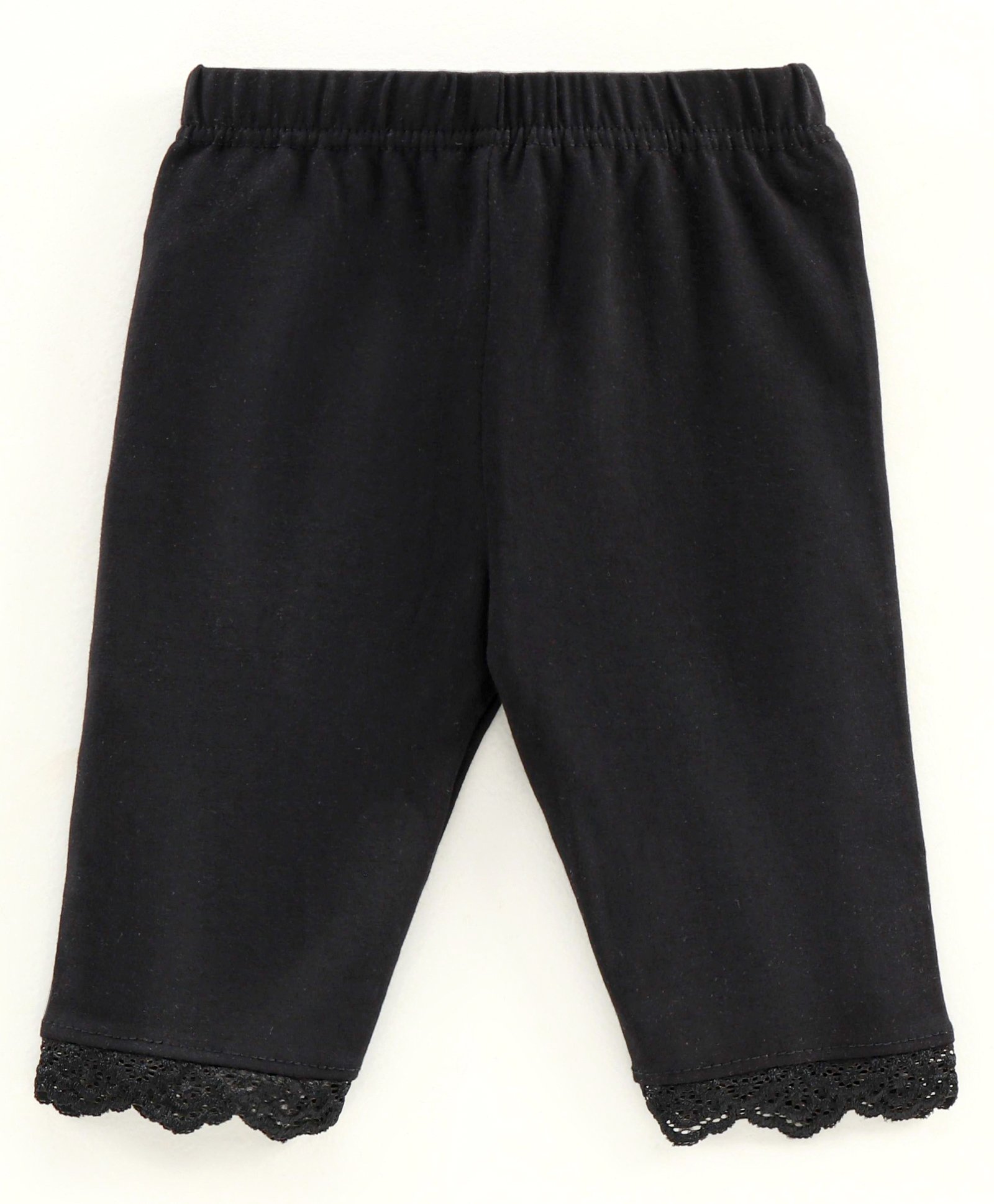 Babyhug Lace Border Three Fourth Leggings - Black-image-36