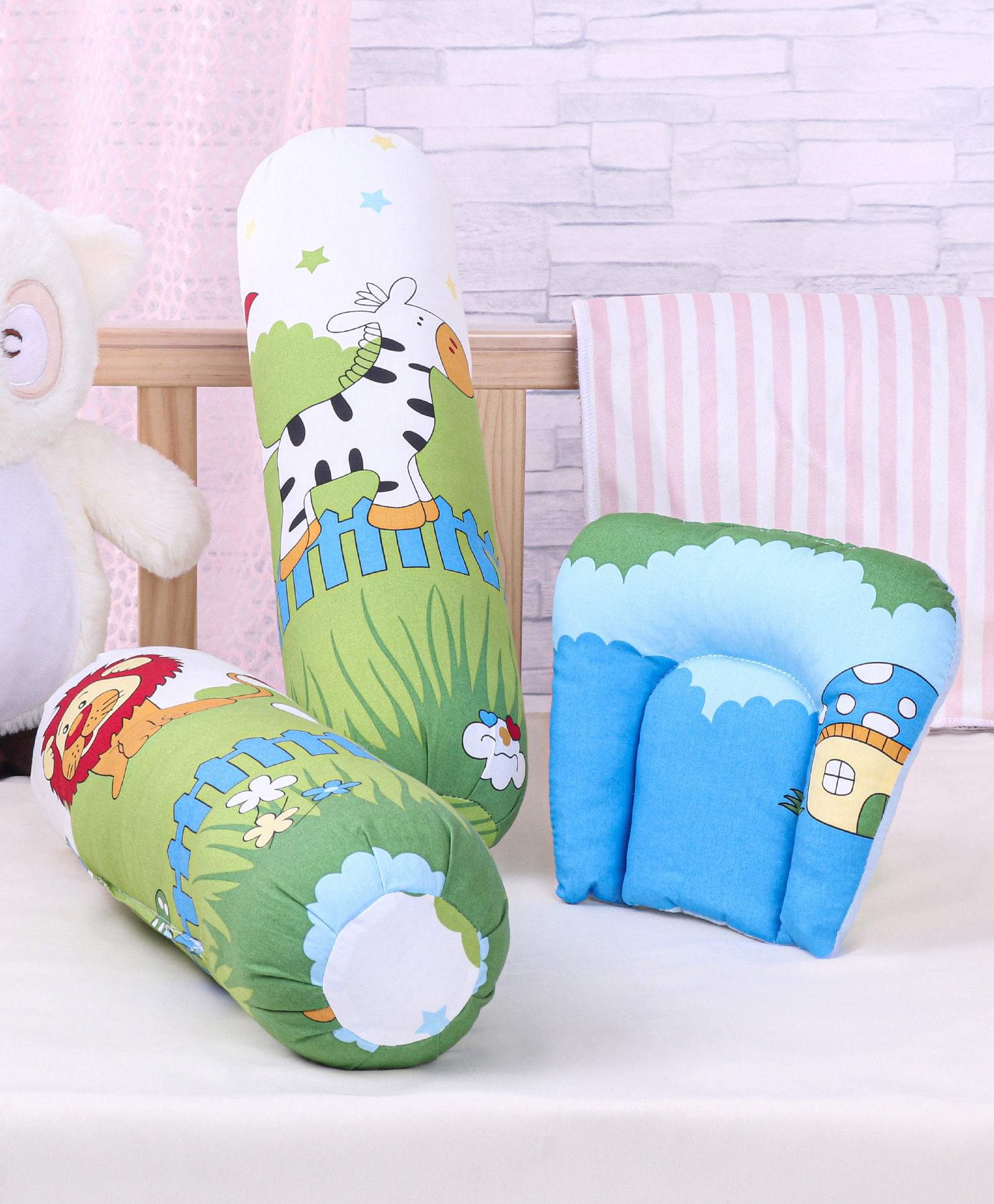 Babyhug Pillow and Bolster Set Jungle Print - Green Blue-picture-15