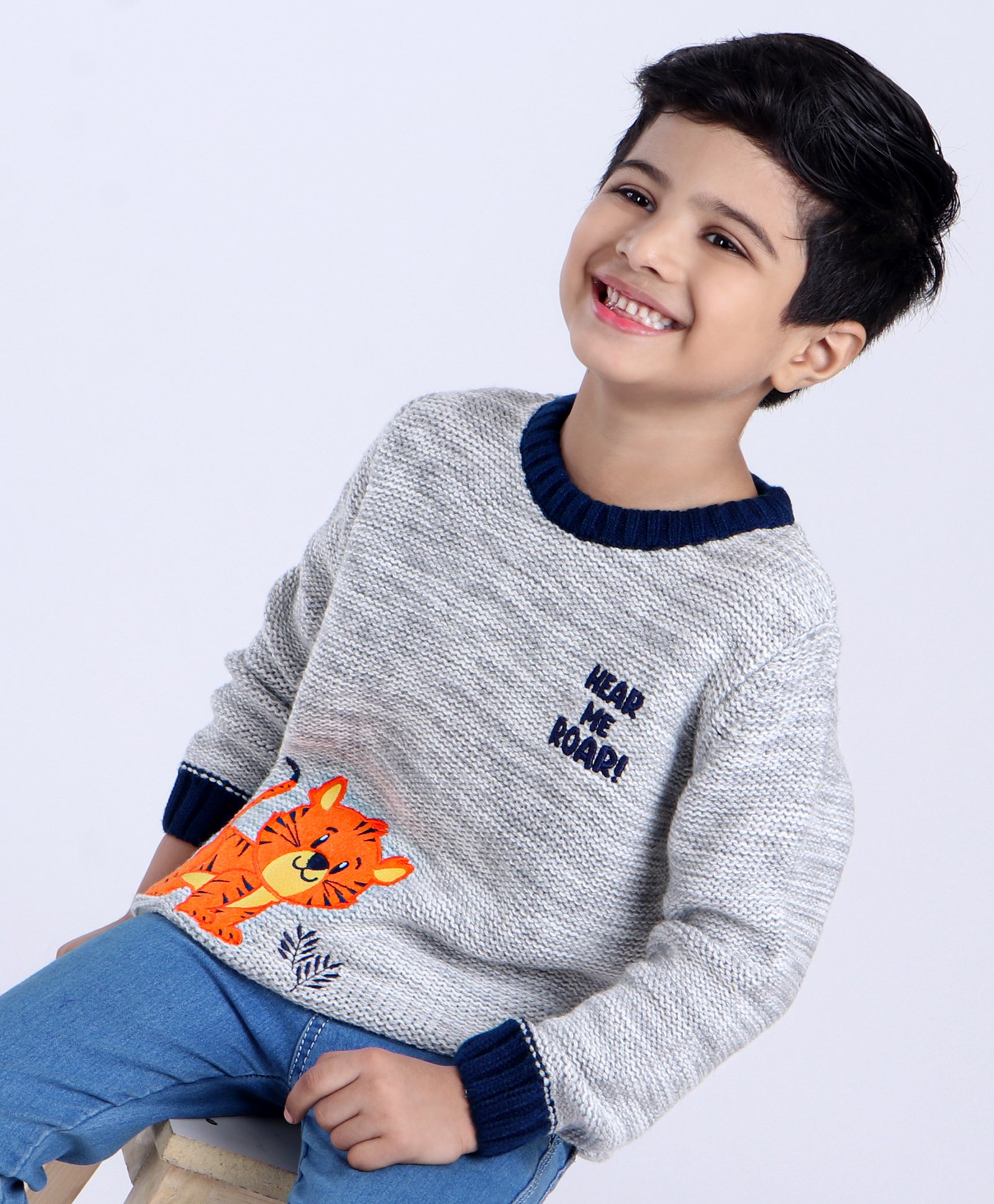Babyhug Full Sleeves Pull Over Sweater Tiger Embroidery - Grey-image-13