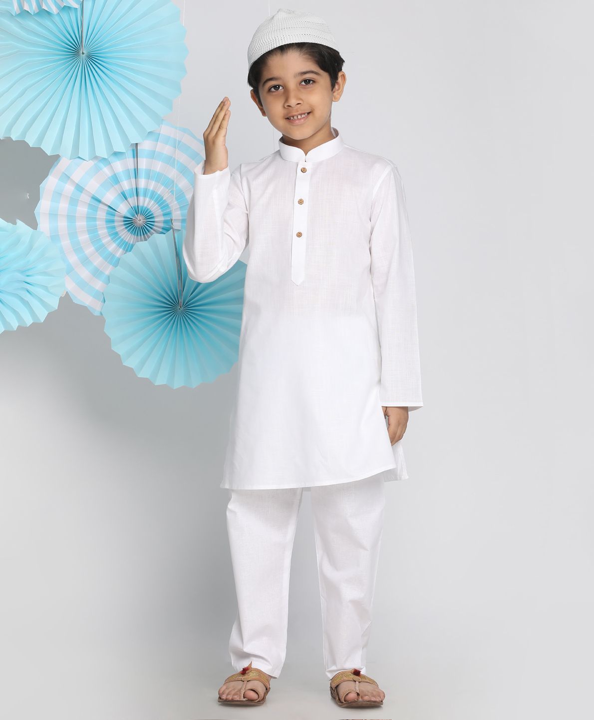 Vastramay Full Sleeves Solid Color Kurta With Pyjama Set With Cap - White-picture-14