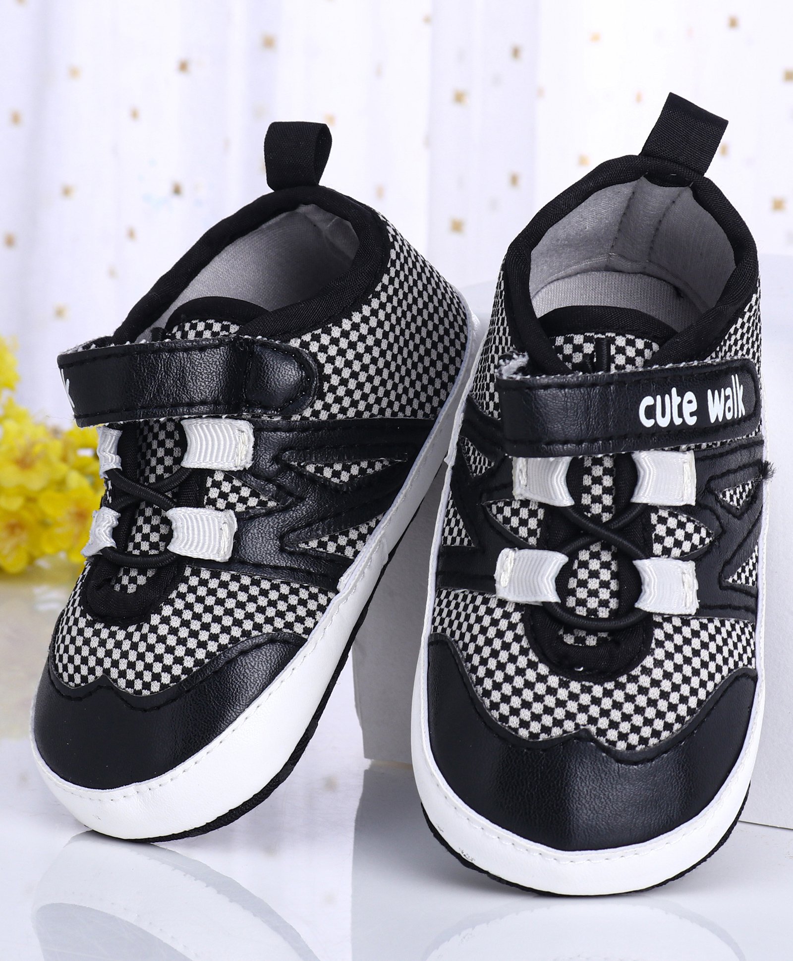 Cute Walk by Babyhug Booties - Black-picture-17
