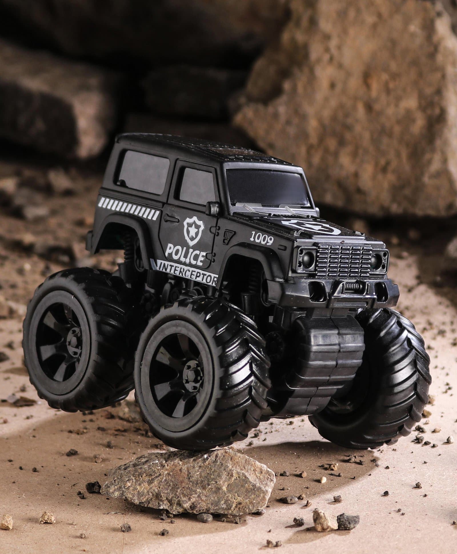 Monsto Friction Powered Monster Truck Toy - Black-picture-25