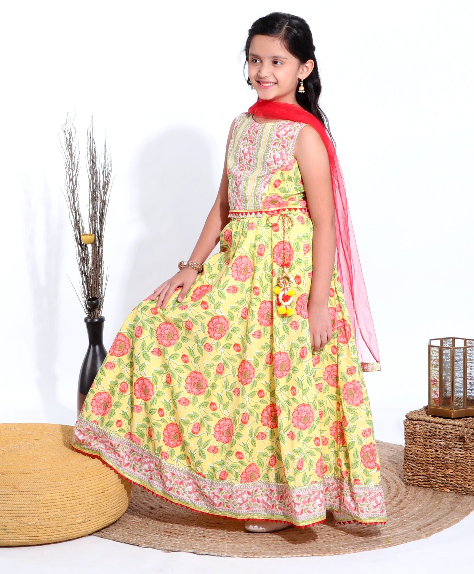 Pspeaches Sleeveless Choli With Floral Motif Print Lehenga & Dupatta - Multi Color-image-40