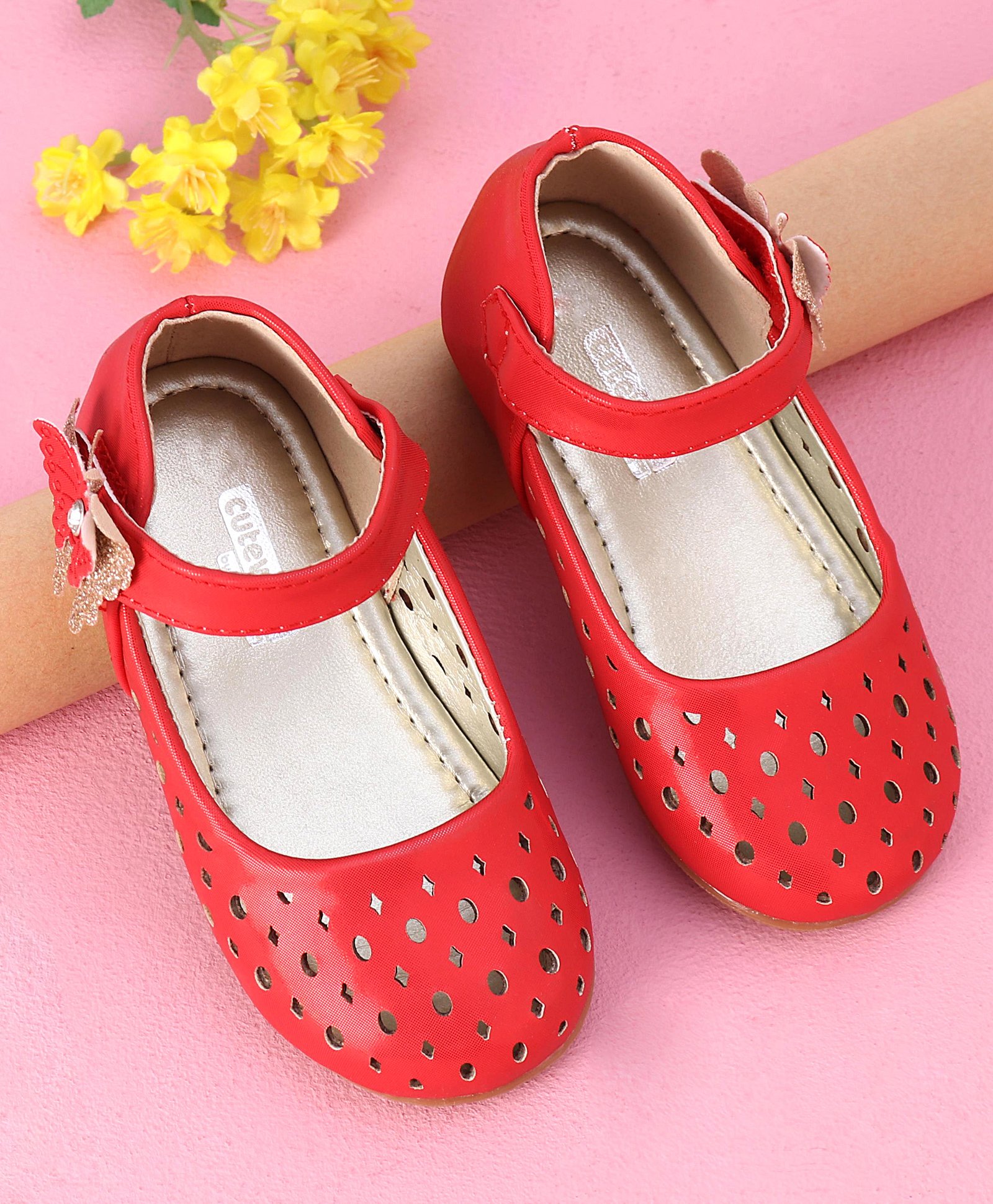 Cute Walk by Babyhug Belly Shoes Butterfly Applique - Red-image-44