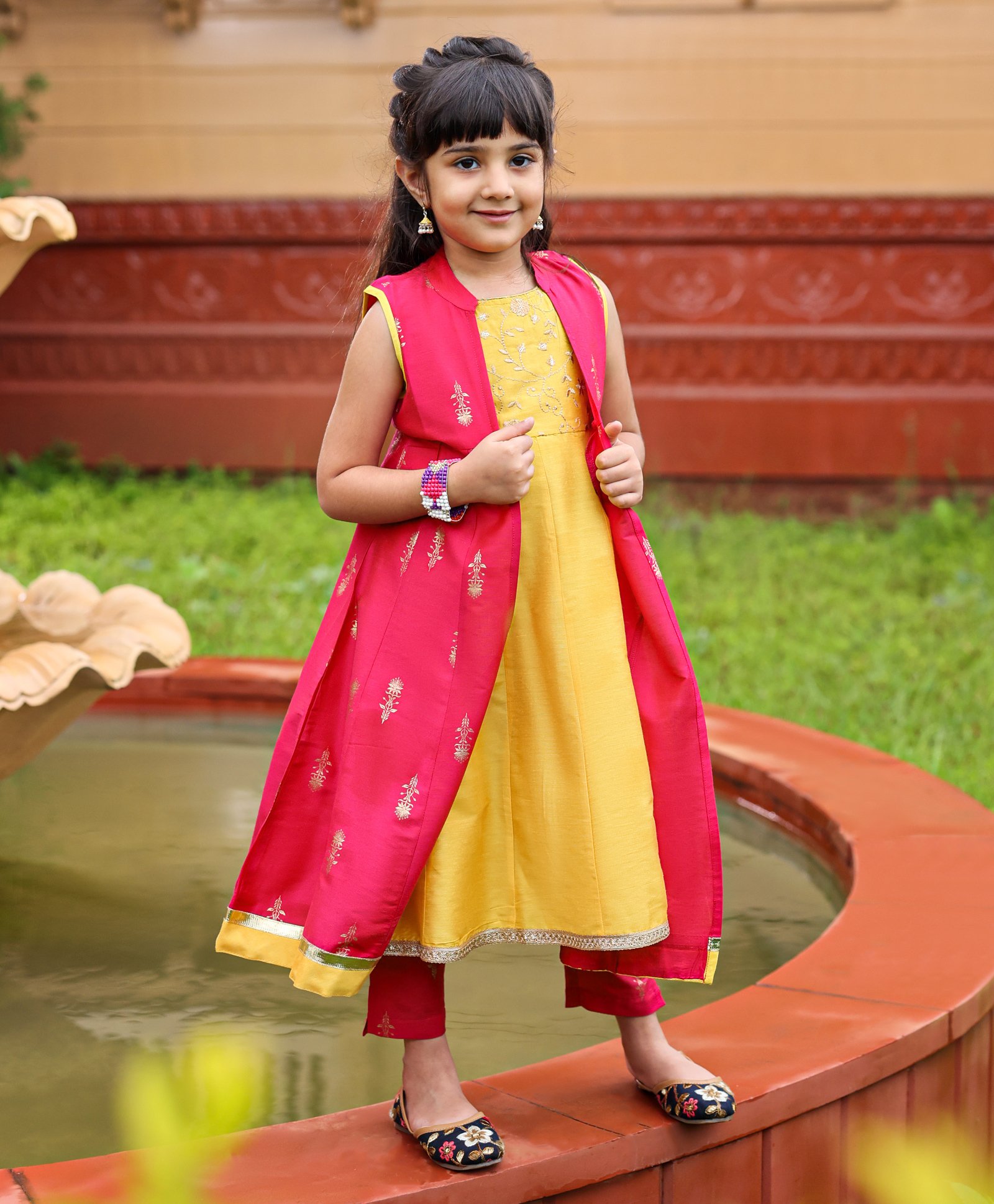 Babyhug Sleeveless Kurti & Shrug Floral Embroidery - Fuchsia Yellow-image-31