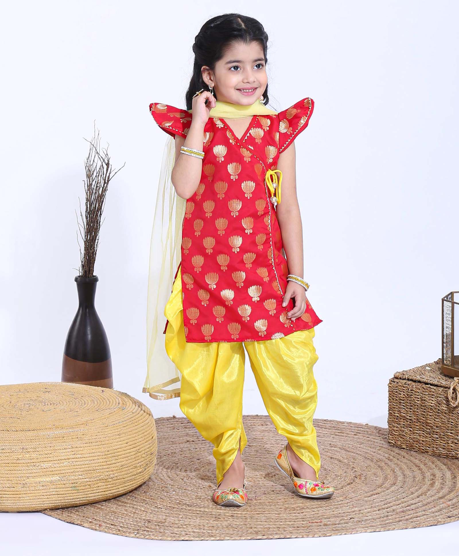 Saka Designs Half Sleeves Kurta & Dhoti With Dupatta - Red & Yellow-picture-10
