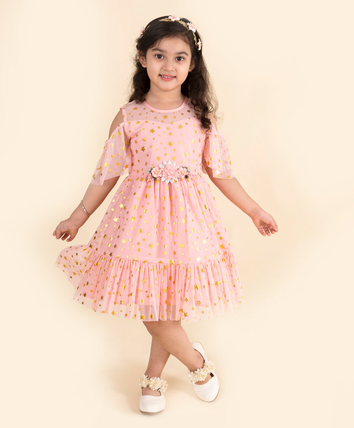 casual work attire female