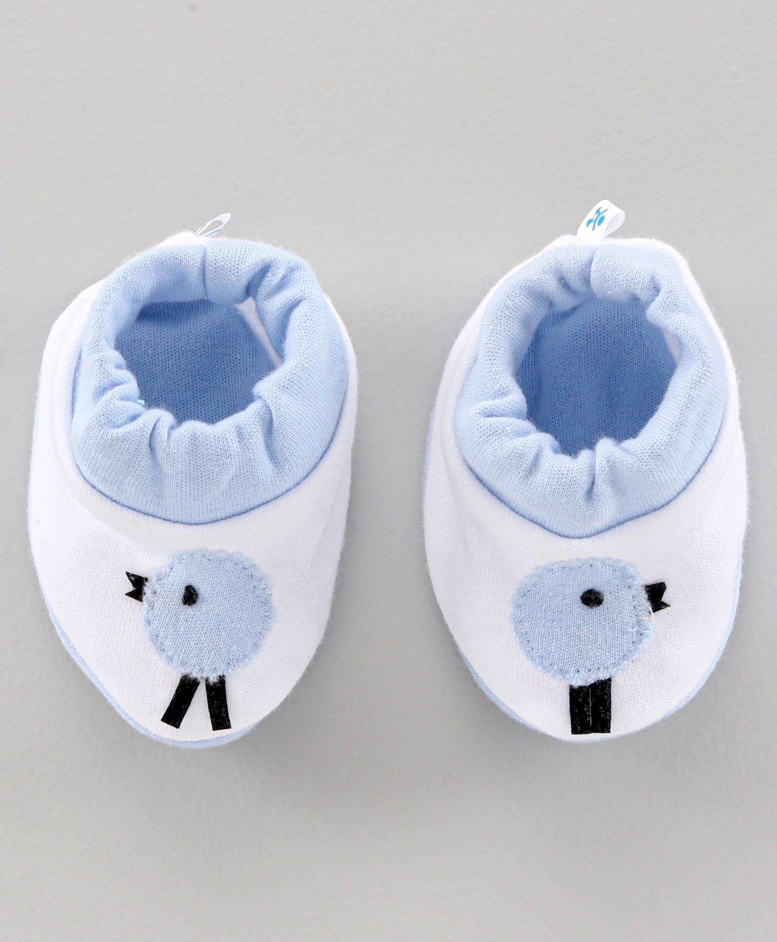 firstcry baby booties