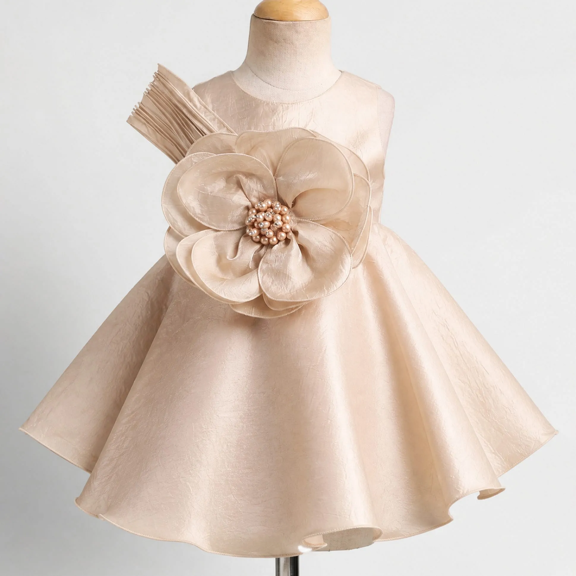gold and black mother of the bride dresses Elegant Satin Chiffon Dress with Lace Applique and Cape Sleeve Color:Dark Green main image 0